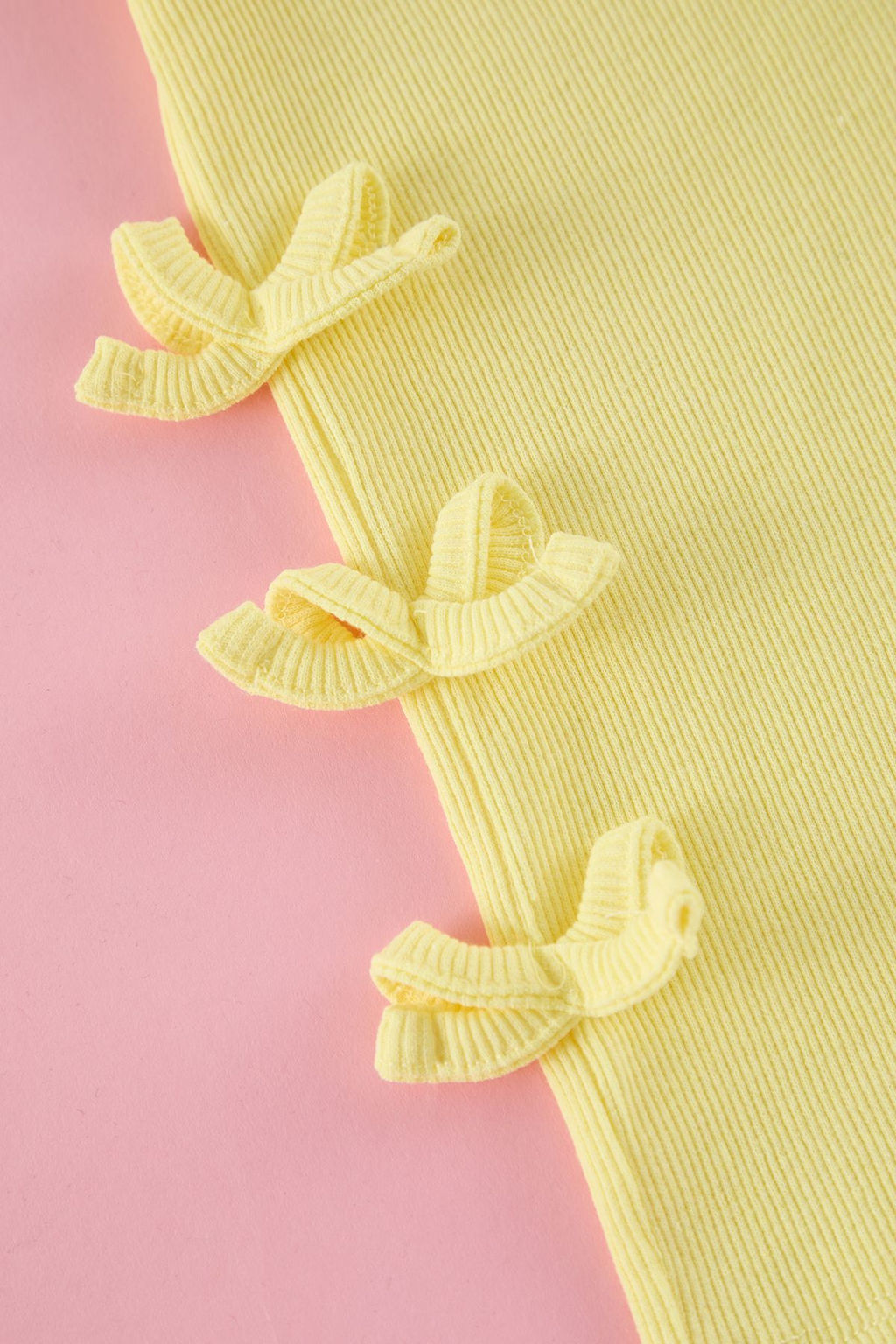 Sar? K?z Cocuk Pamuklu Regular Kal?p Fiyonk Detayl? K?sa Kol Orme T-Shirt TKDSS25TS00048 - Trendyolmilla фото 5