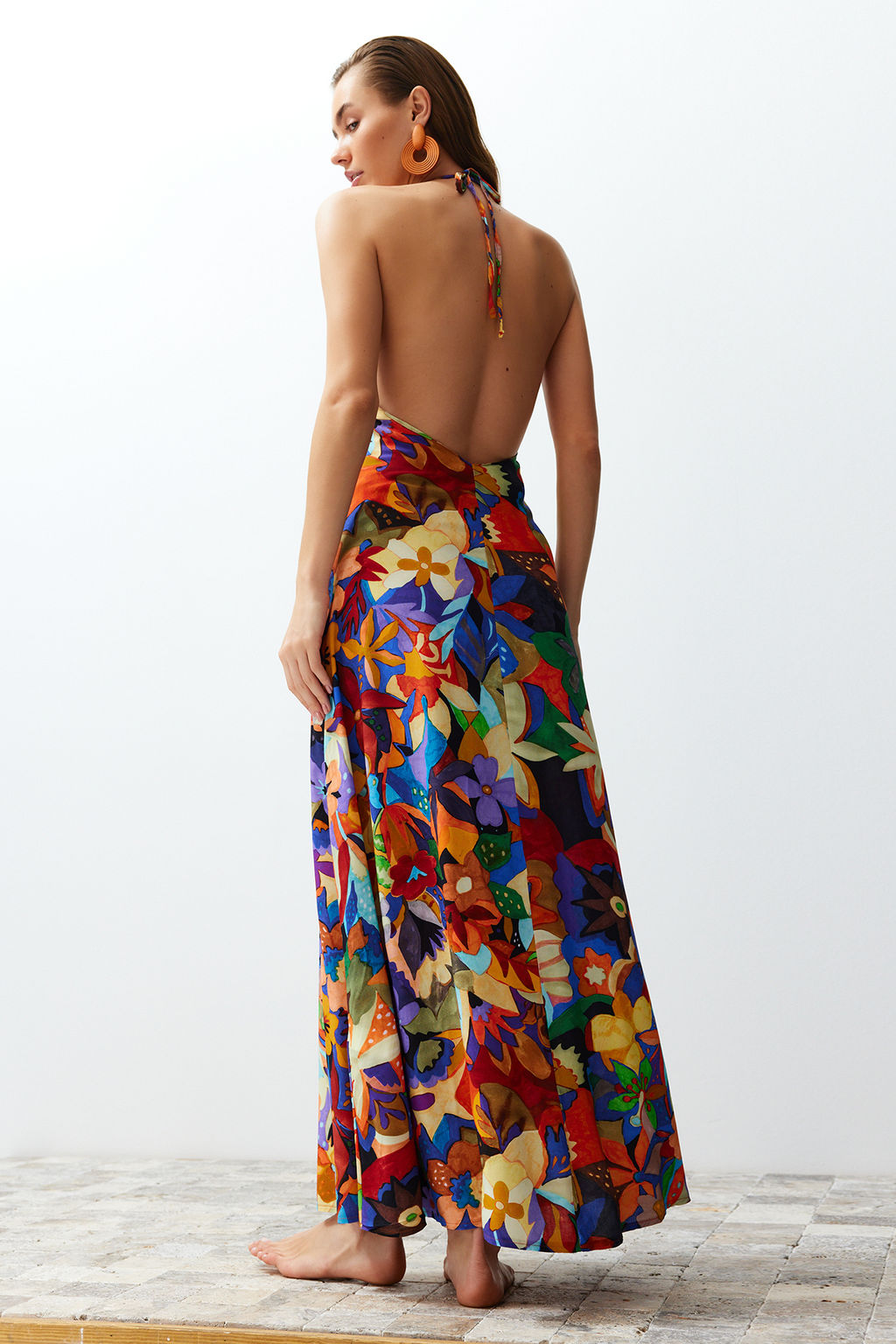 Cicek Desenli Dokuma S?rt Dekolteli Maxi Plaj Elbise TBESS24EL00022