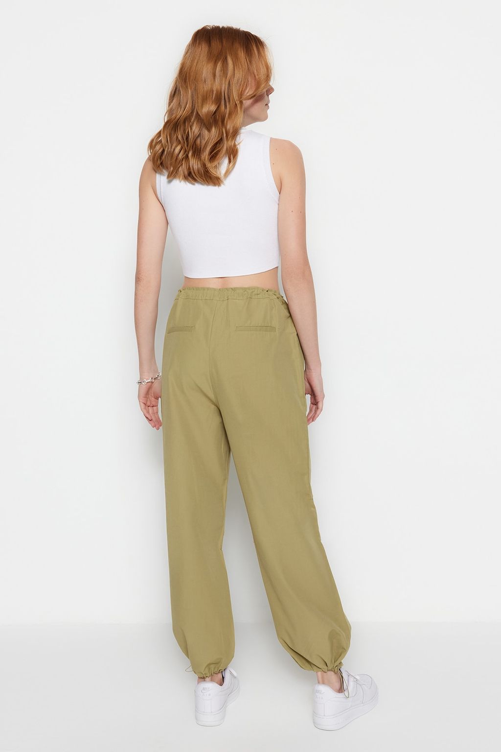 TRENDYOLMILLA Yag Yesili Jogger Normal Bel Pacas? Lastikli Dokuma Pantolon TWOSS23PL00158  фото 11