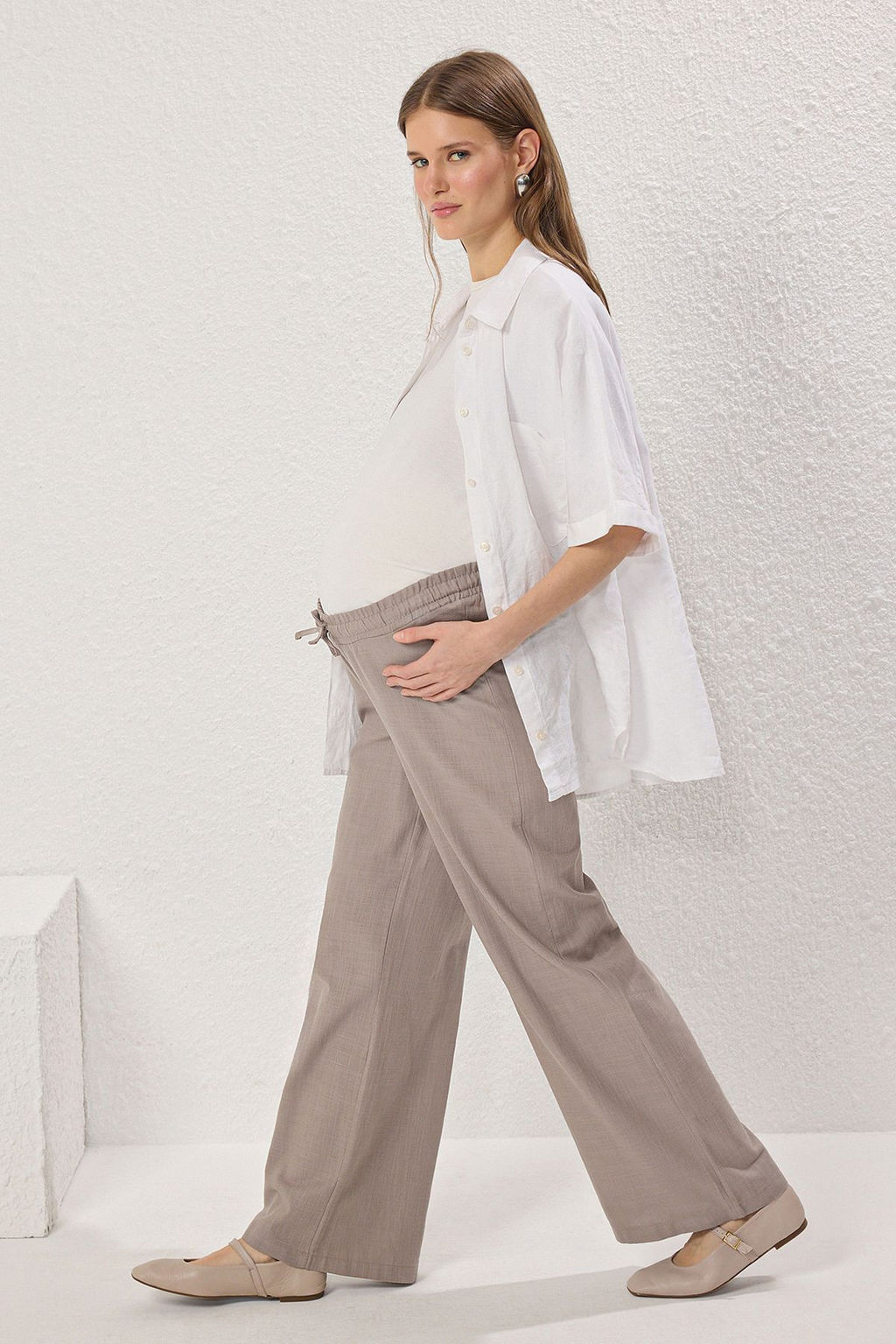 TRENDYOLMILLA Gri Hamile Pamuk-Keten Icerikli Lastik Belli Pantolon TBBSS25AR00032 фото 2