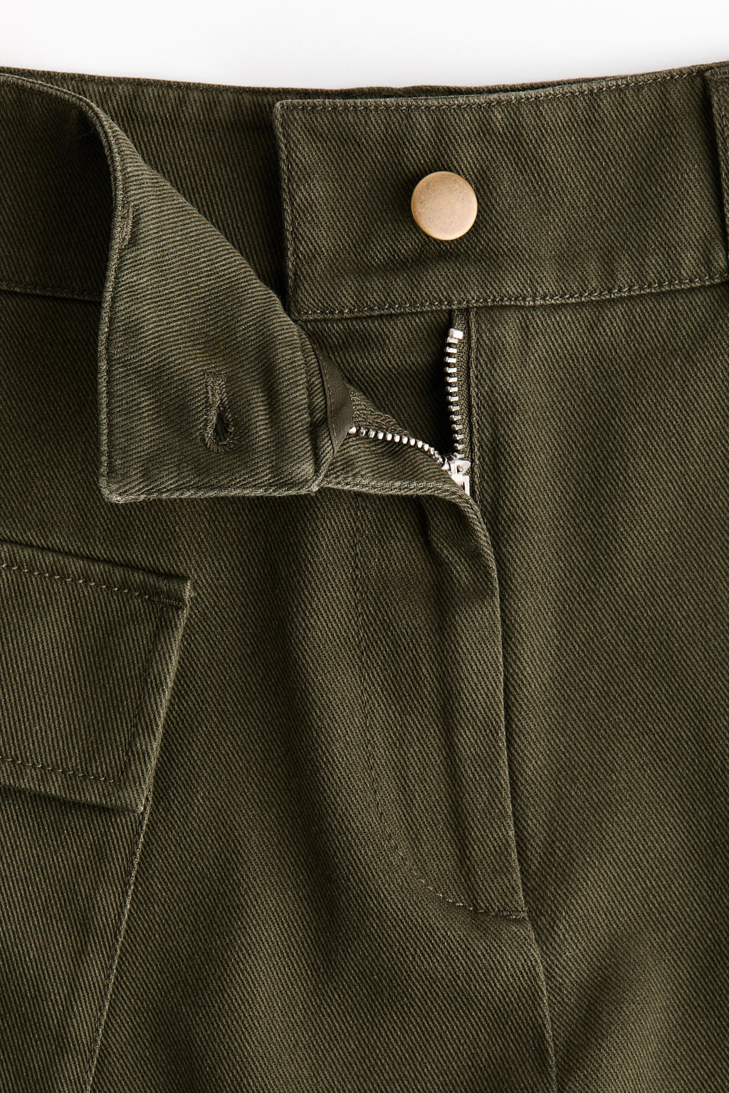 Pantal?n corto cargo en sarga de algod?n - H&m фото 5