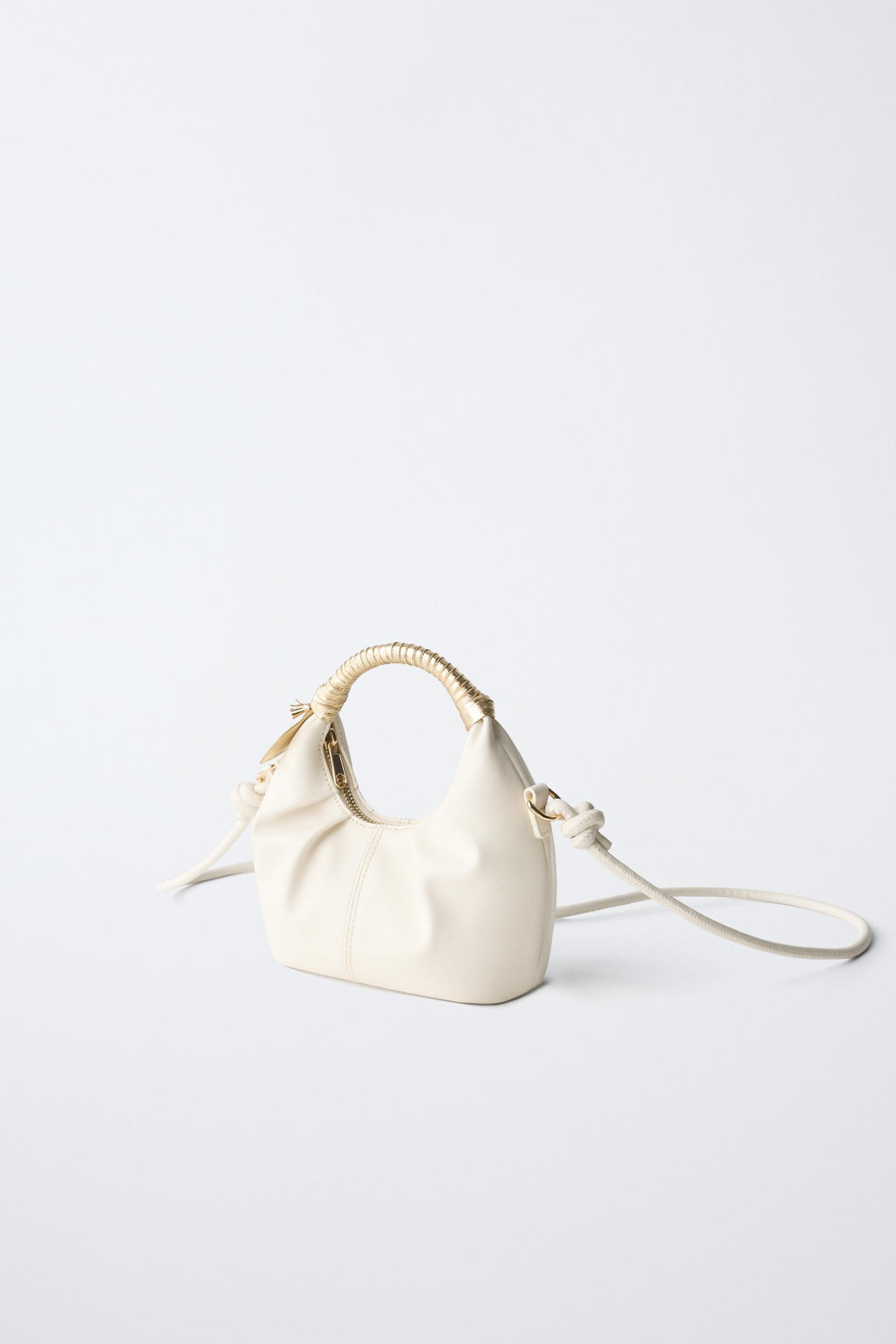 BOLSO BANDOLERA DETALLE FLOR / Blanco Crudo