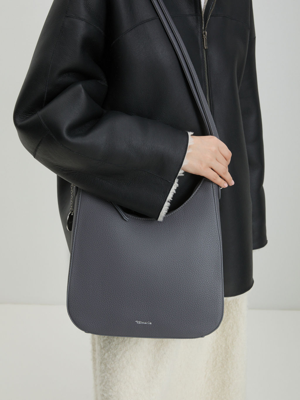 Женская сумка на плечо TAMARIS Артикул 4476223, темно-серый  фото 2