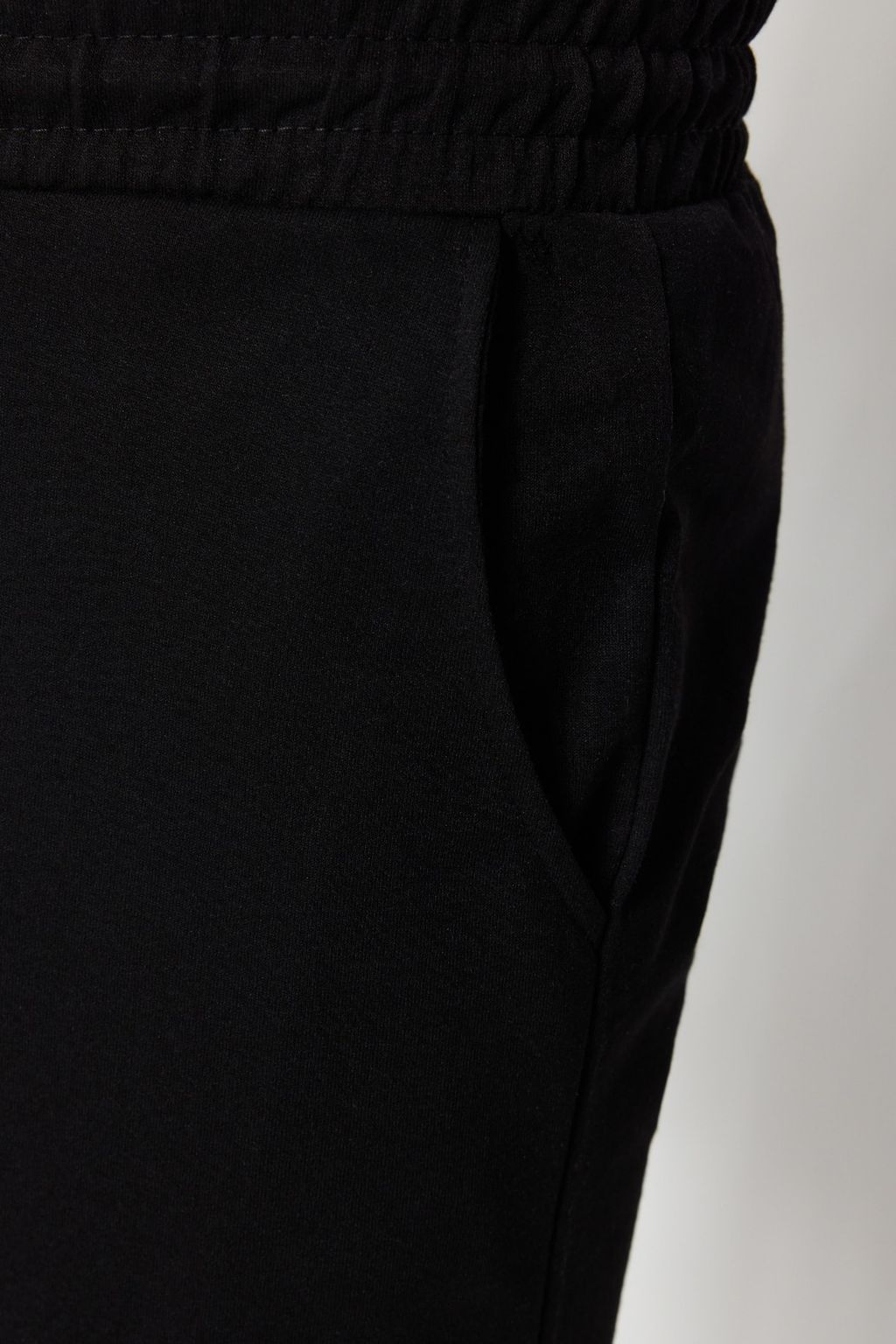 Siyah Regular/Normal Kesim Basic Sort&Bermuda TMNSS20SR0068