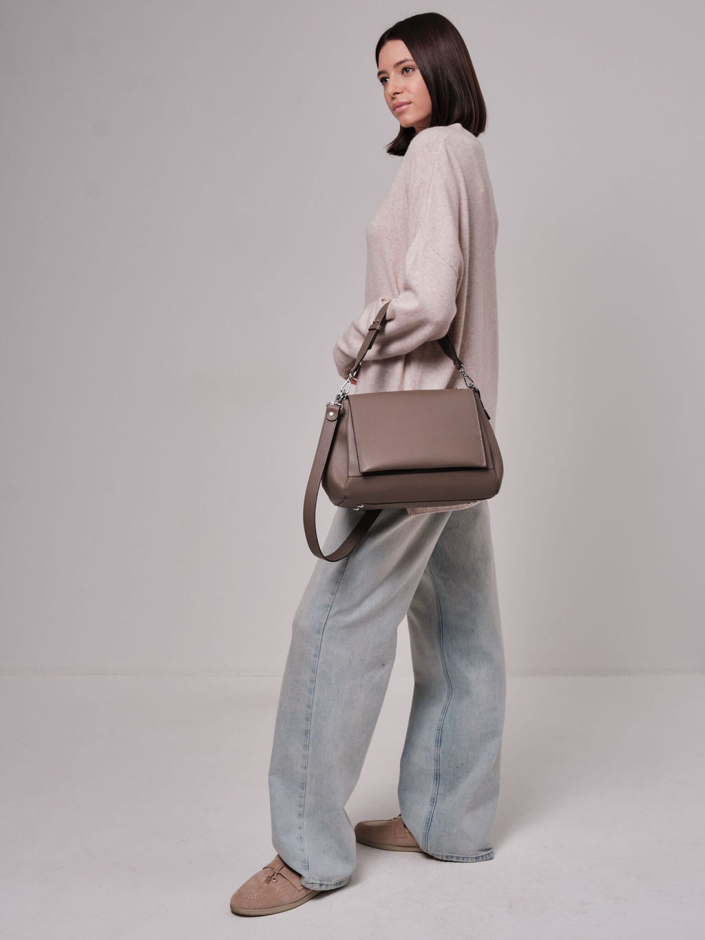 Сумка кожаная сэтчел Deboro 30923 тауп