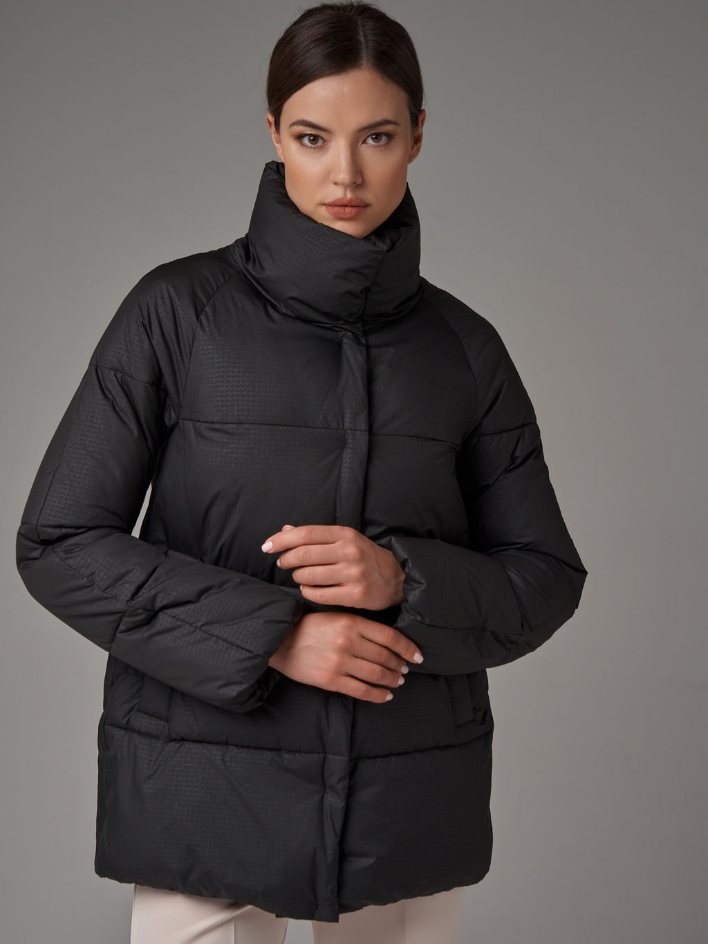 Пуховик женский 

АРТ. 71723z черный/42 - Hoops фото 9