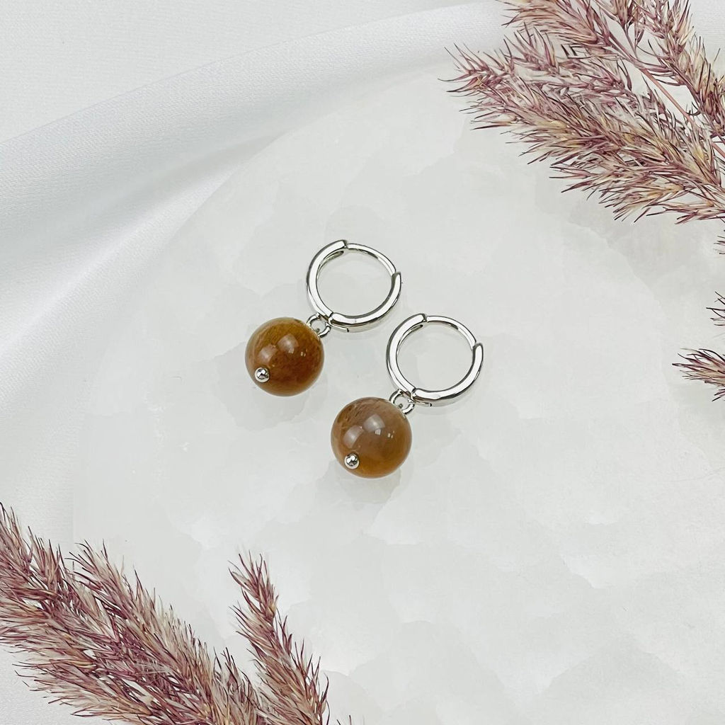 Серьги из Солнечного камня