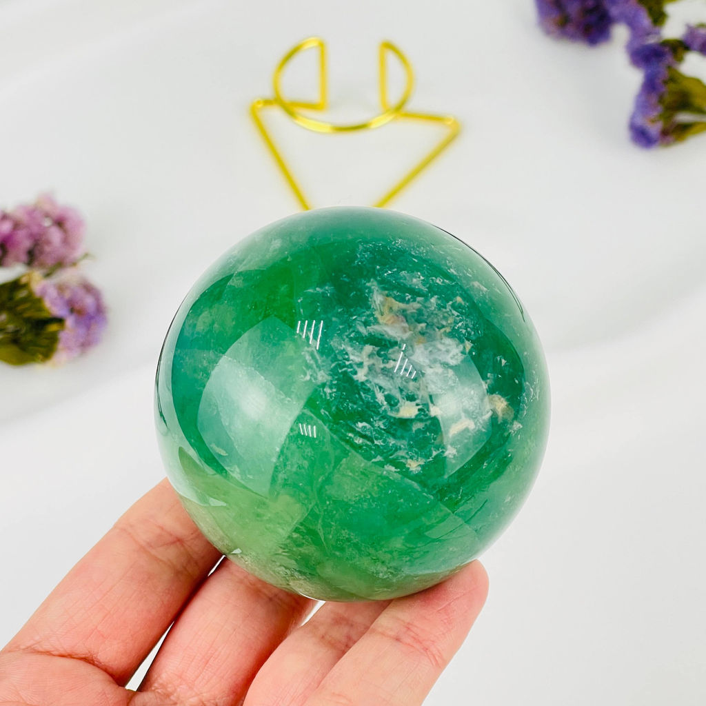 Шар из Флюорита