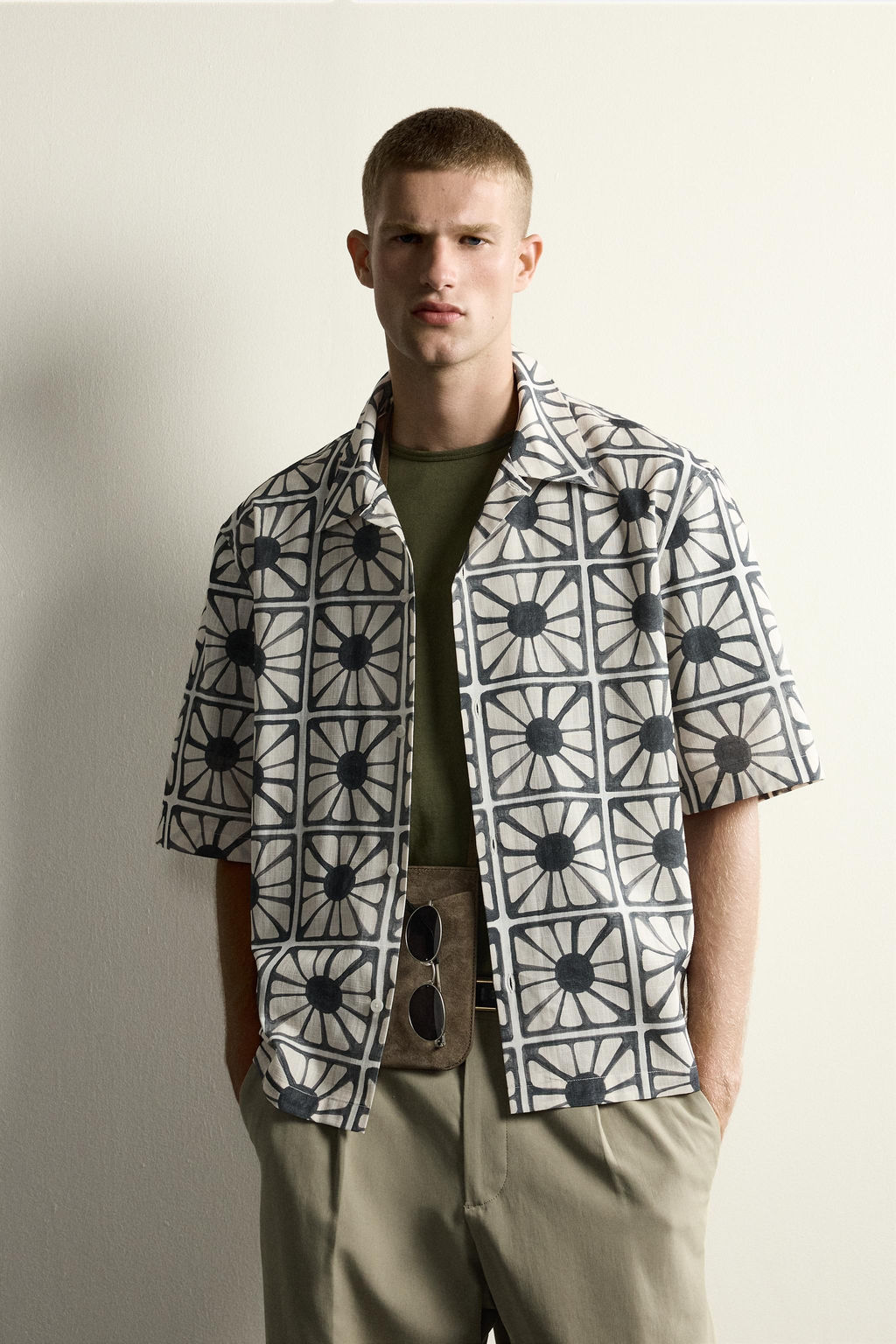 CAMISA RELAXED FIT ESTAMPADO MOSAICO / Blanco - Zara фото 2