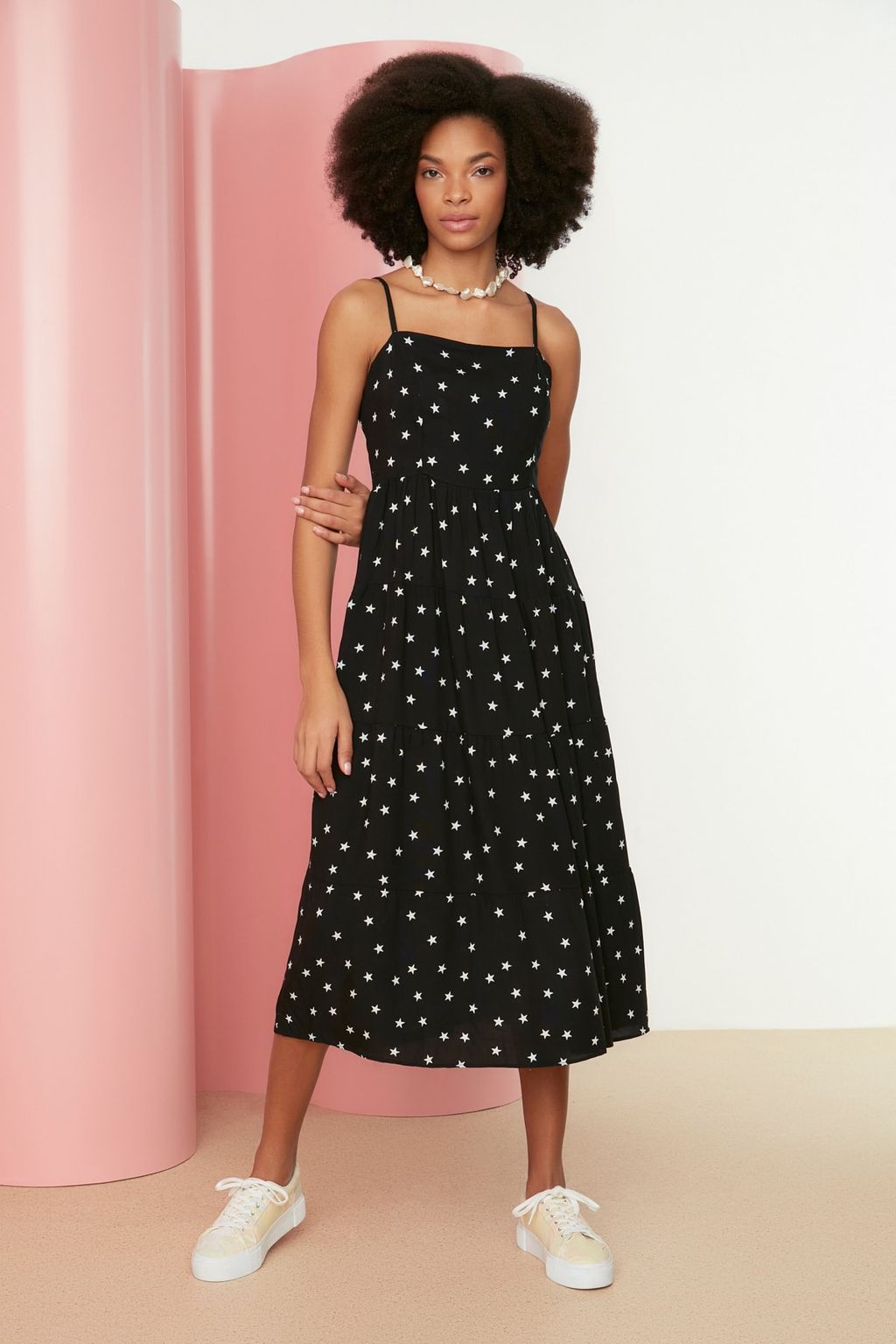 TRENDYOLMILLA Indigo A Kesim Cicek Desenli Ask?l? Midi Dokuma Elbise TWOSS21EL1341