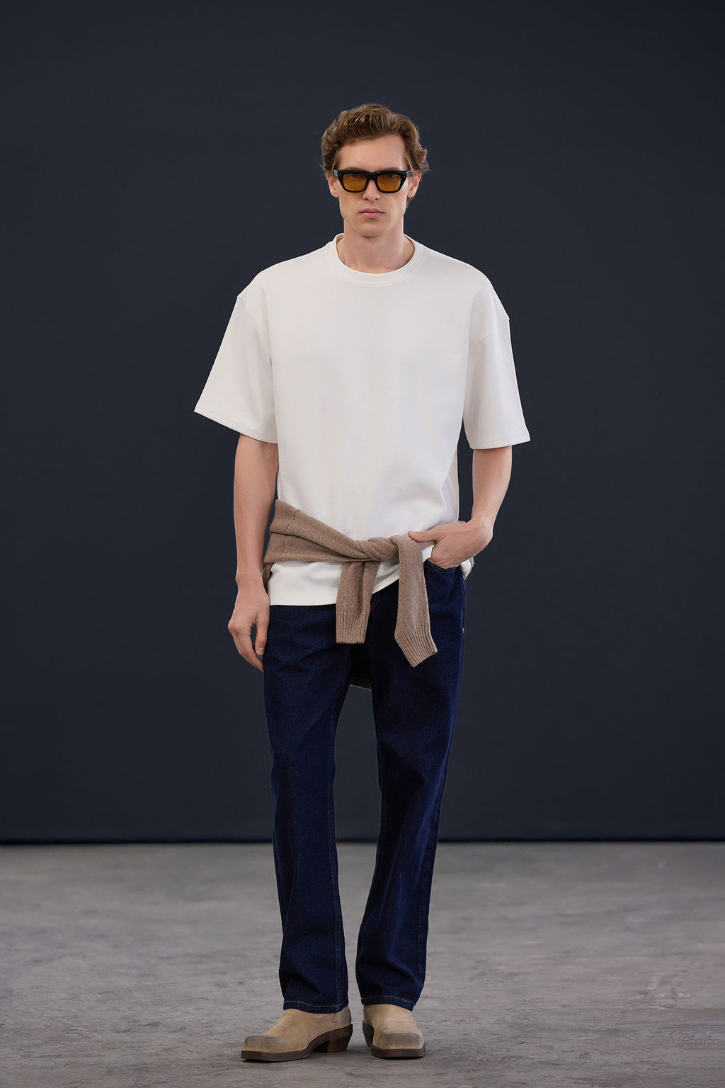 Trendyol Studio Ekru Oversize T-Shirt TMNAW26TS00003