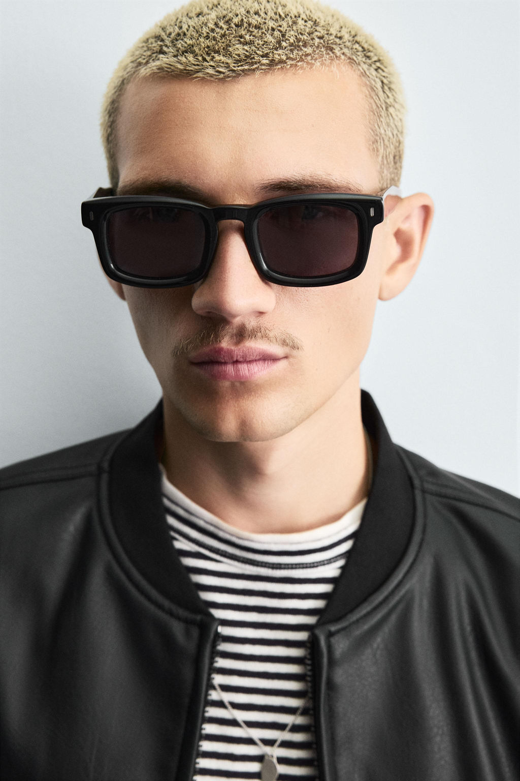 LEATHER EFFECT BOMBER JACKET - Zara фото 6