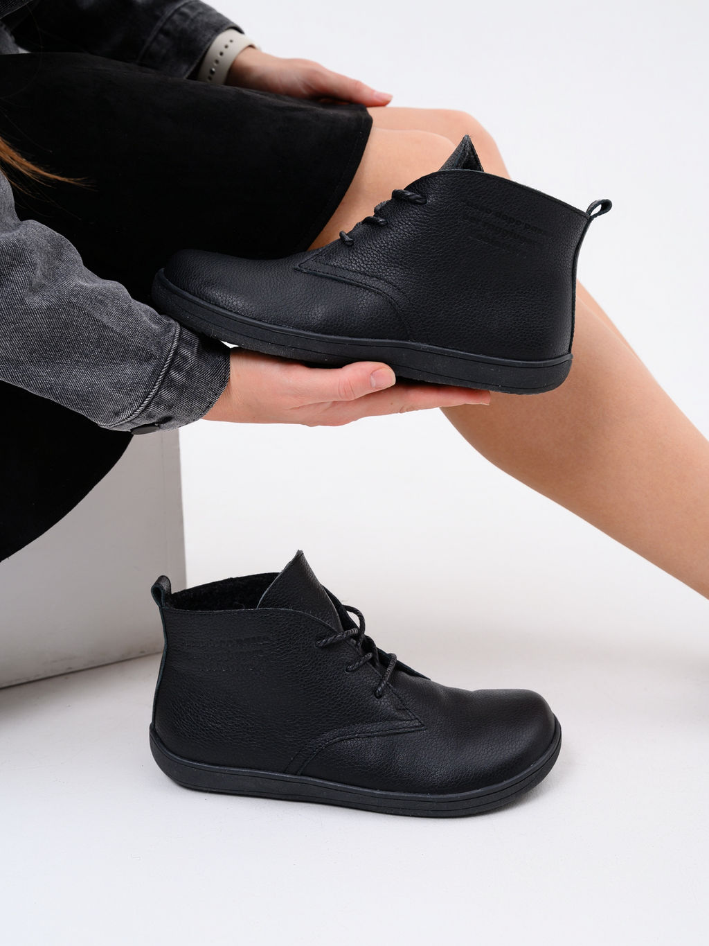 Ботинки женские демисезонные 208.NATAbl.Черный флоттер/Байка