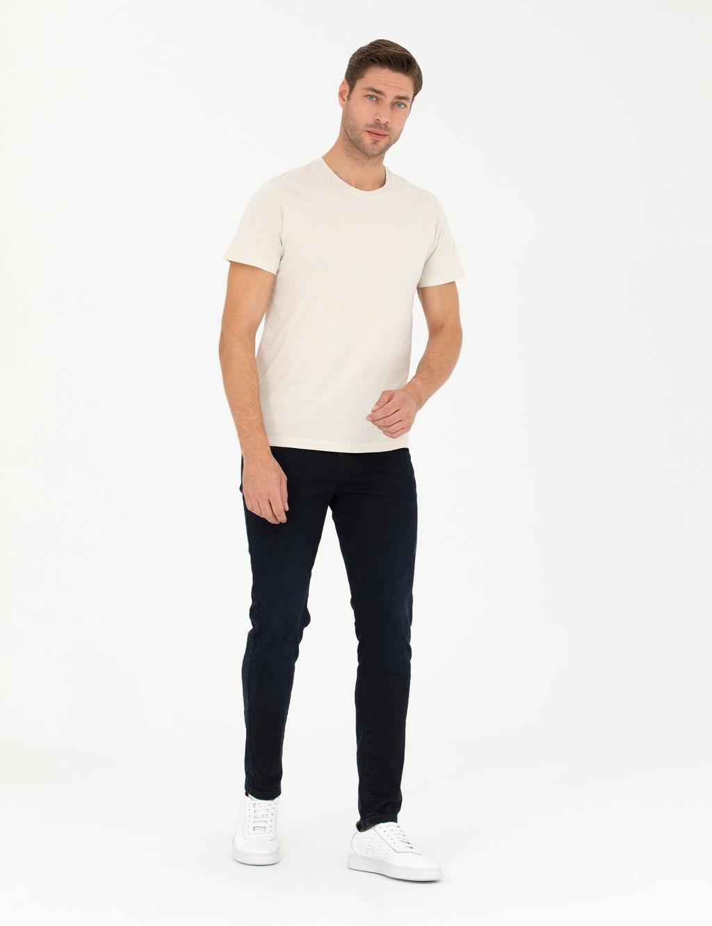 Ta_ Slim Fit Basic Ti__rt