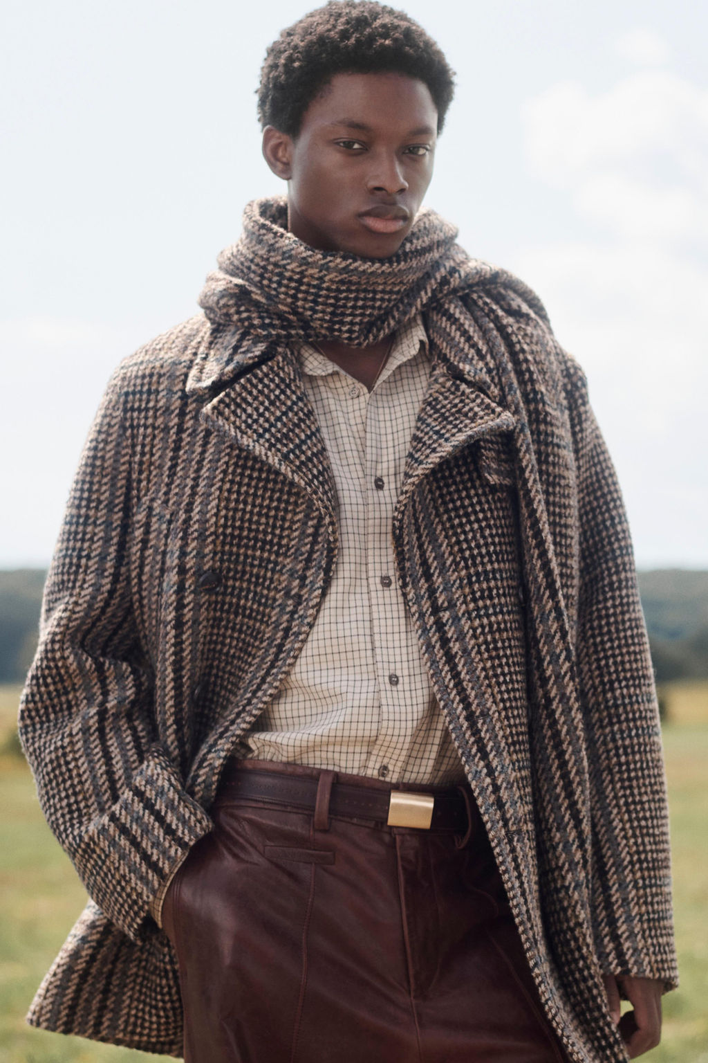 LIMITED EDITION CROPPED CHECK COAT WITH SCARF - Zara фото 2