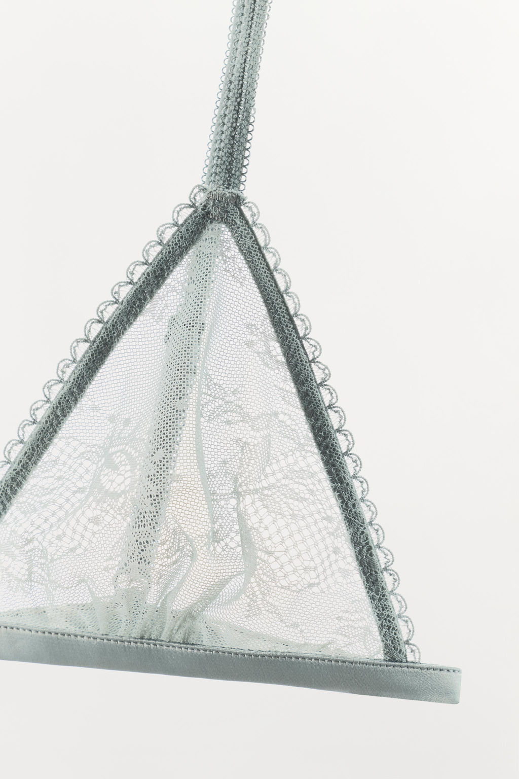 SUJETADOR TRAINGULAR MESH PUNTILLA / Gris - Zara фото 6