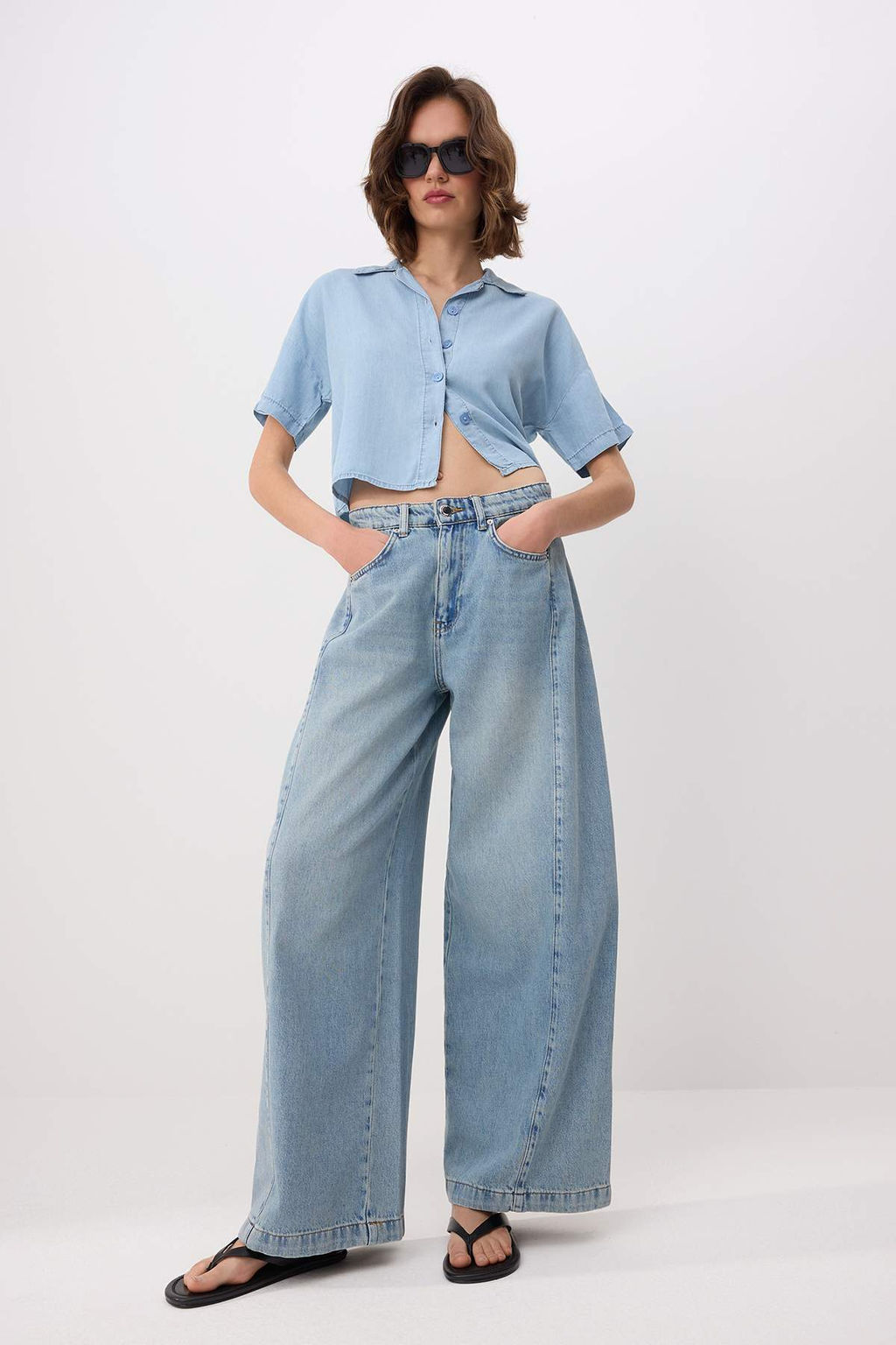 Mavi Dikis Detayl? Yuksek Bel Wide Leg Jeans TWOSS26JE00318 - Trendyolmilla фото 2