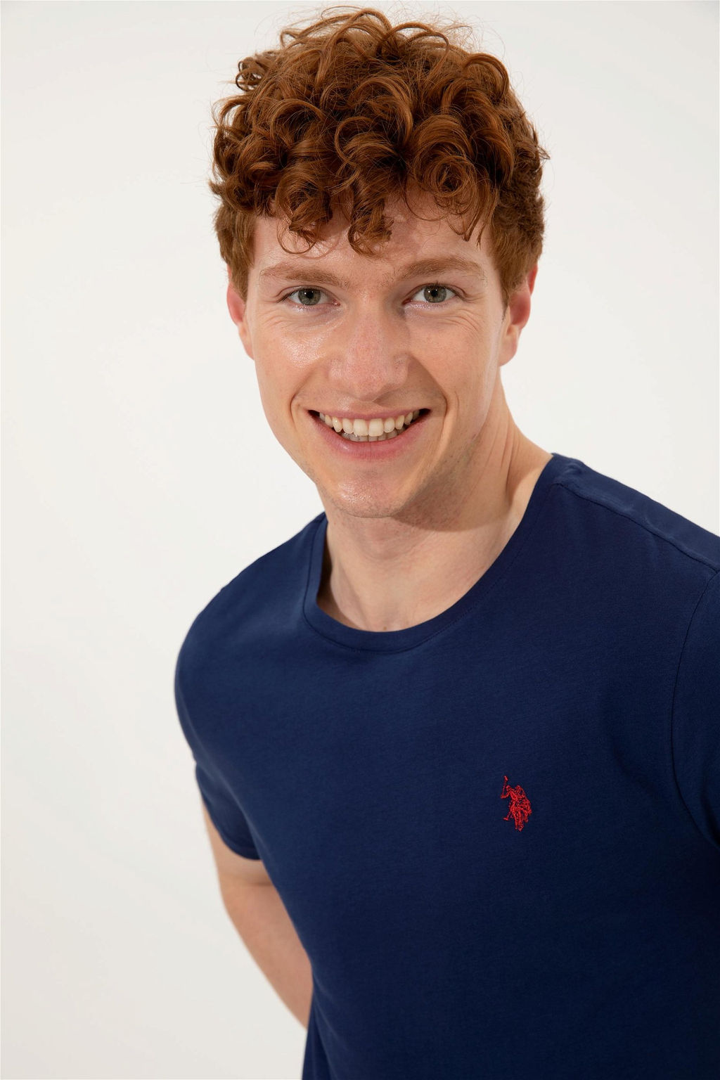 Мужская базовая футболка темно-синего цвета с круглым вырезом Неожиданная скидка в корзине - U.s. polo assn фото 2