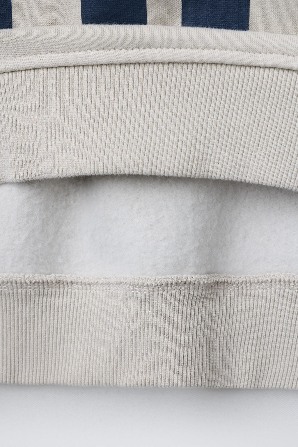 NUMBER PRINT SWEATSHIRT - Zara фото 4