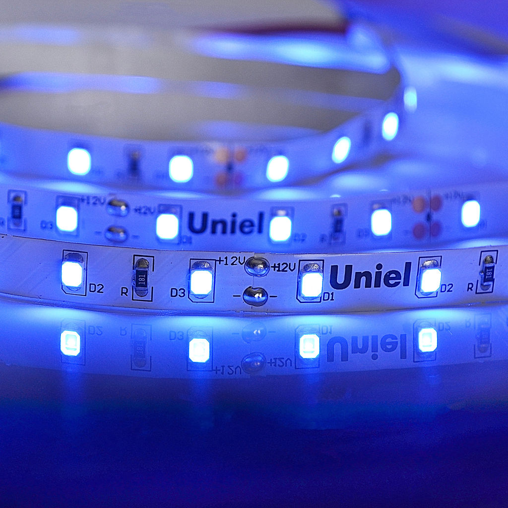 ULS-M11-2835-60LED/m-8mm-IP20-DC12V-4,8W/m-5M-BLUE PROFI Гибкая светодиодная лента на самоклеящейся основе. Катушка 5м. в герметичной упаковке. Синий свет. ТМ Uniel.