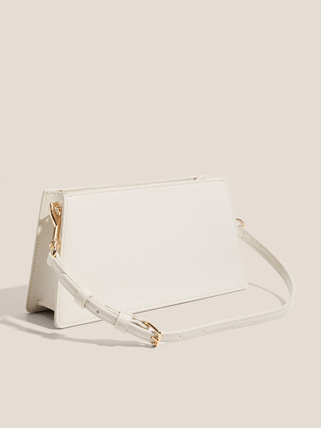 Женская сумка на плечо LOVE MOSCHINO SMART DAILY BAG Артикул 4561315, молочно-белый  фото 3