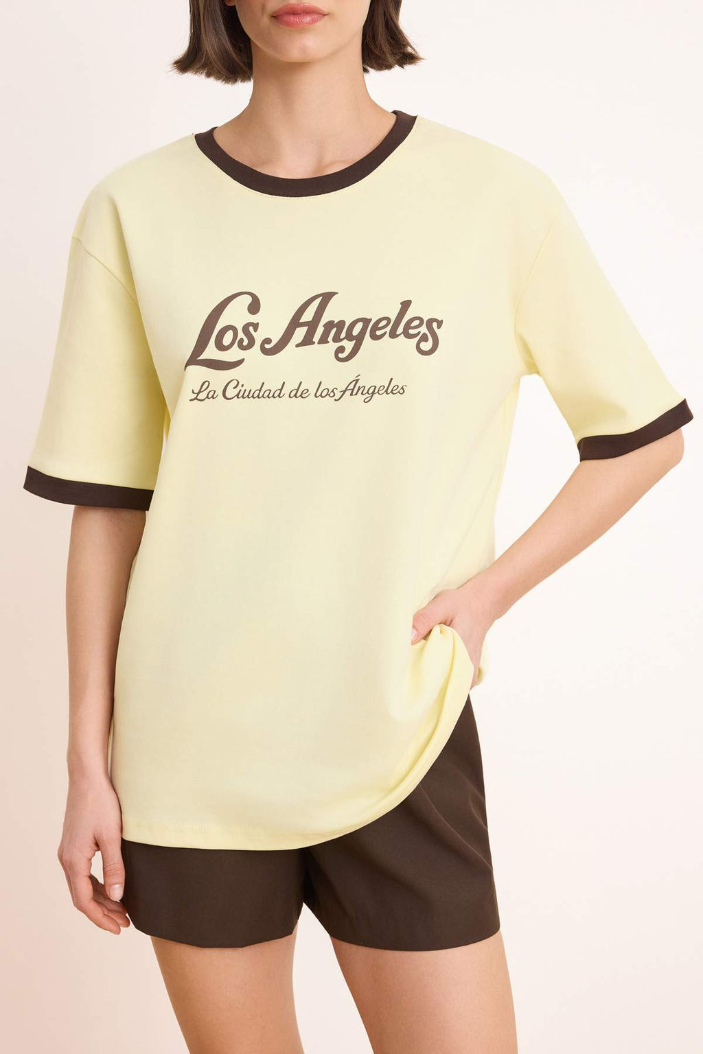 Ac?k Sar? Slogan Oversize/Genis Kal?p Dusuk Kol K?sa Kollu %100 Pamuk Orme T-Shirt TWOSS26TS00193