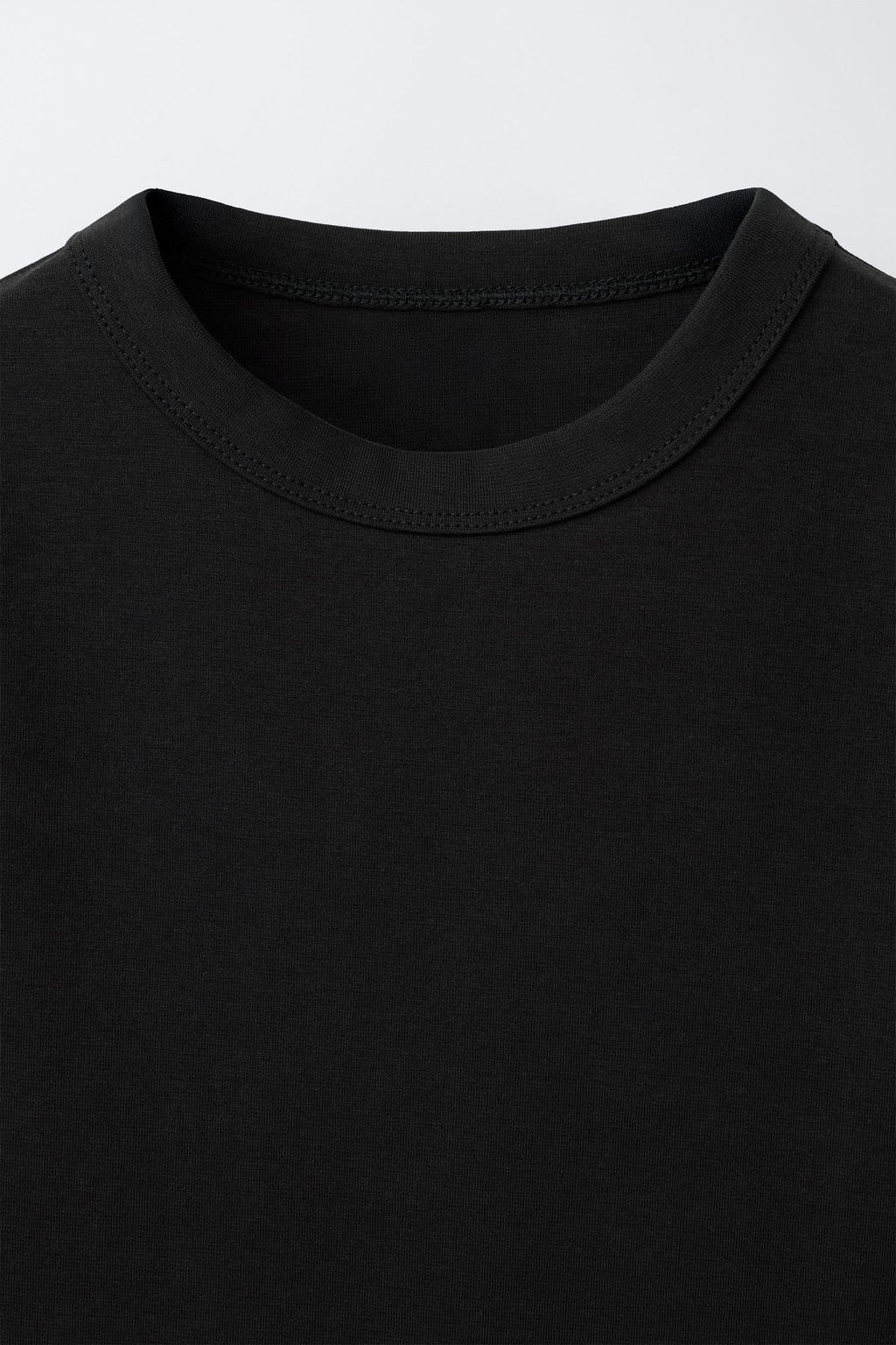CAMISETA LISA INTERLOCK / Negro - Zara фото 3