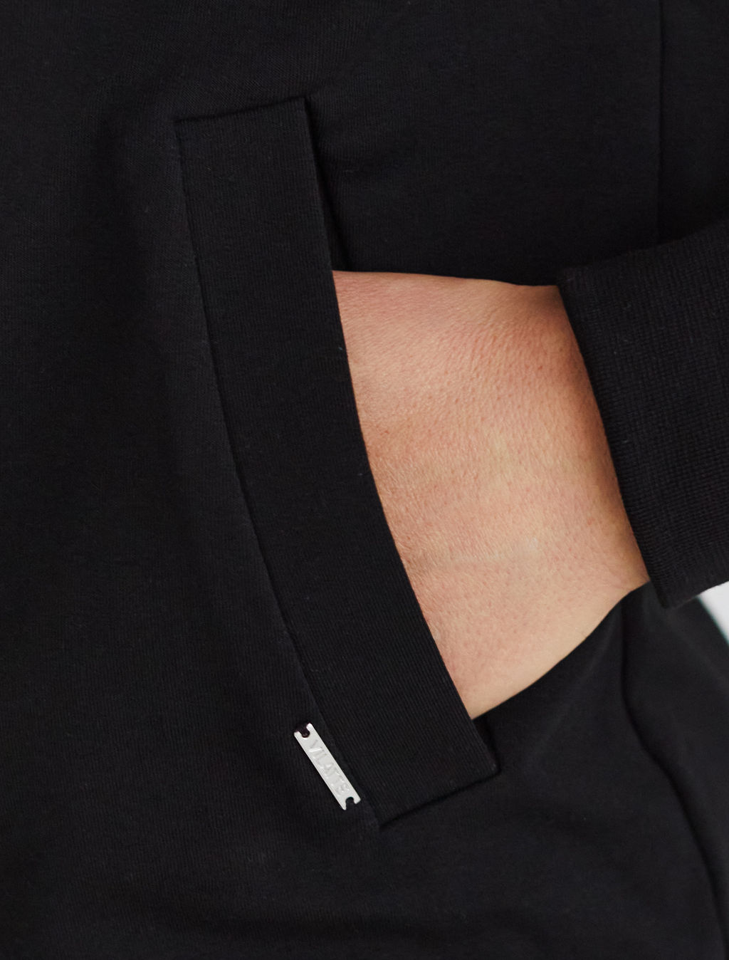 VILATTE / Бомбер из эластичного футера-двухнитки  фото 3