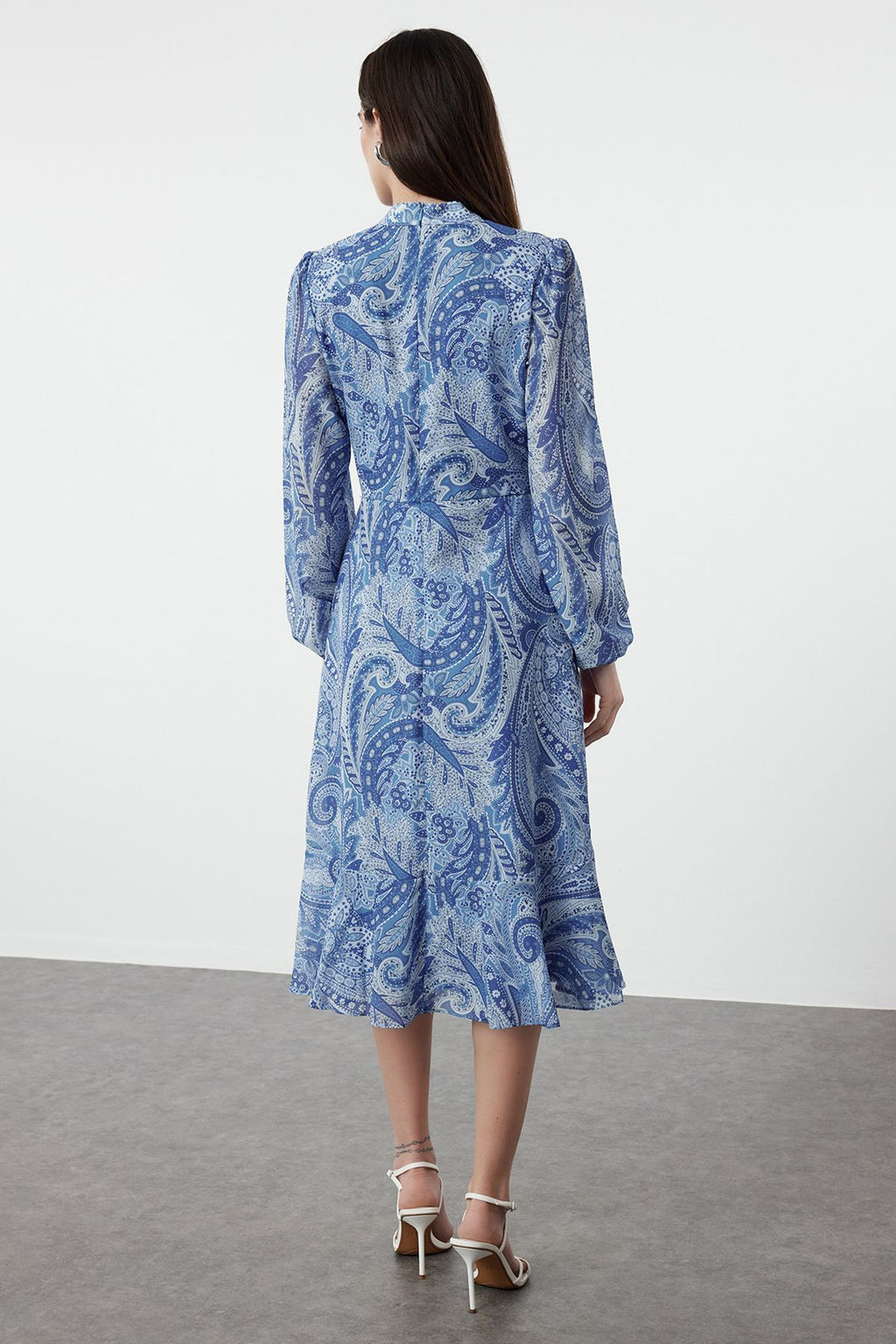 Koyu Mavi Desenli Volanl? Midi Dokuma Elbise TWOAW23EL01436