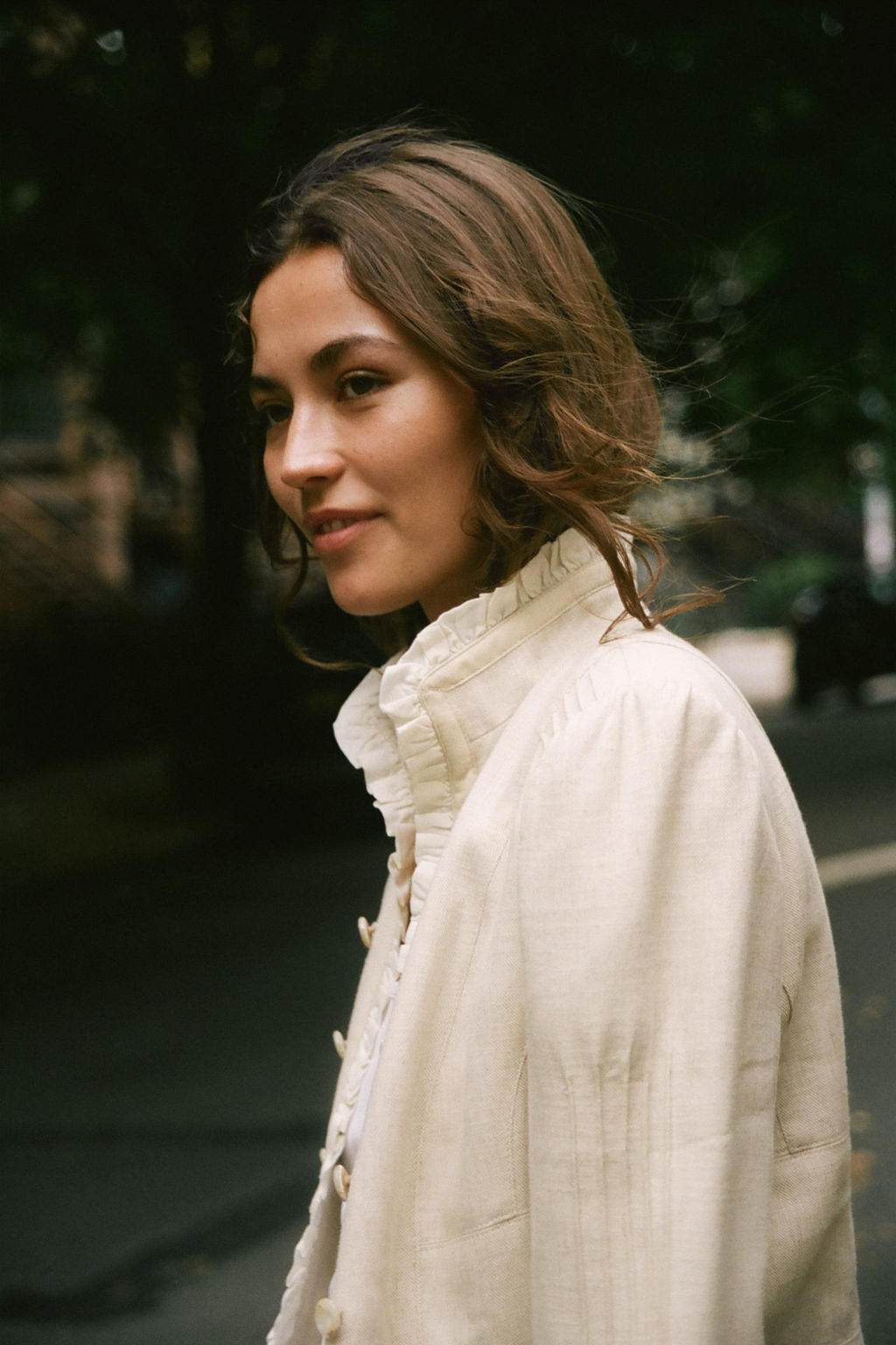 BLAZER CORTA VOLANTES / Beige claro - Zara фото 5