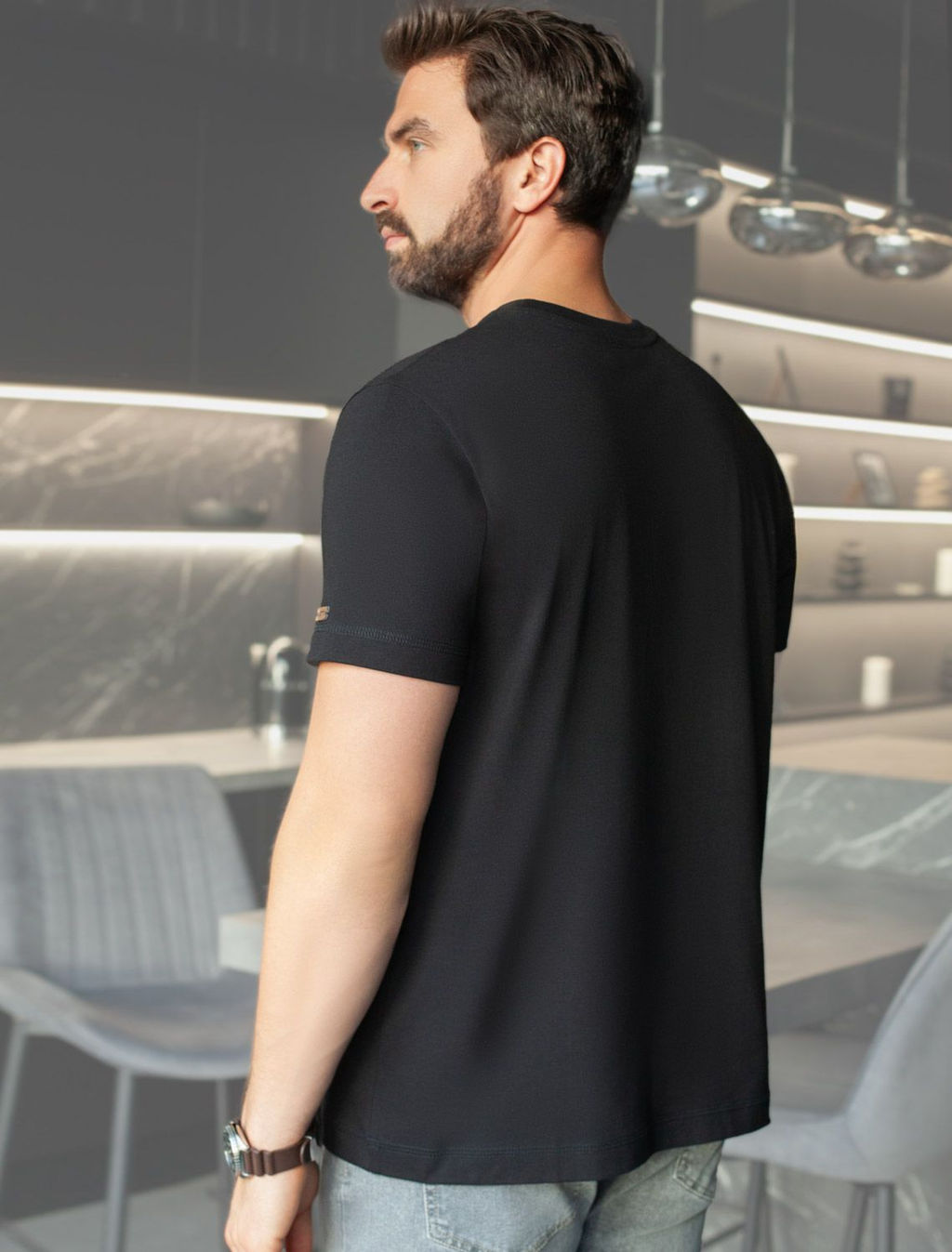 Футболка полуприлегающего кроя с принтом из премиального хлопка - Vilatte фото 7