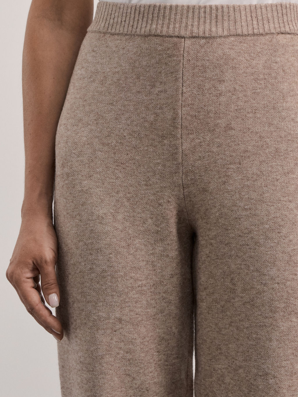 Вязаные джоггеры из вискозы / Zarina  фото 5