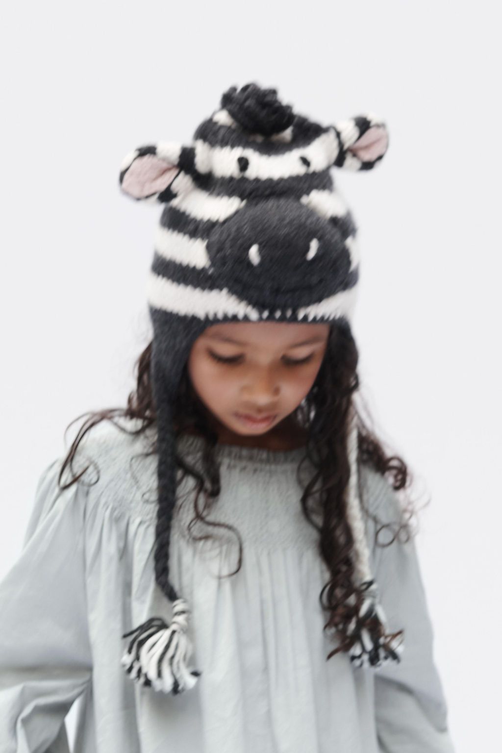 100% WOOL ZEBRA BEANIE LIMITED EDITION - Zara фото 11