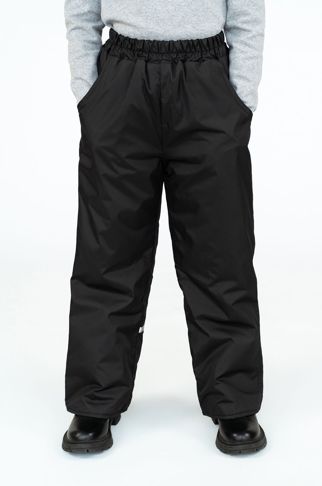 Брюки демисезонные черные