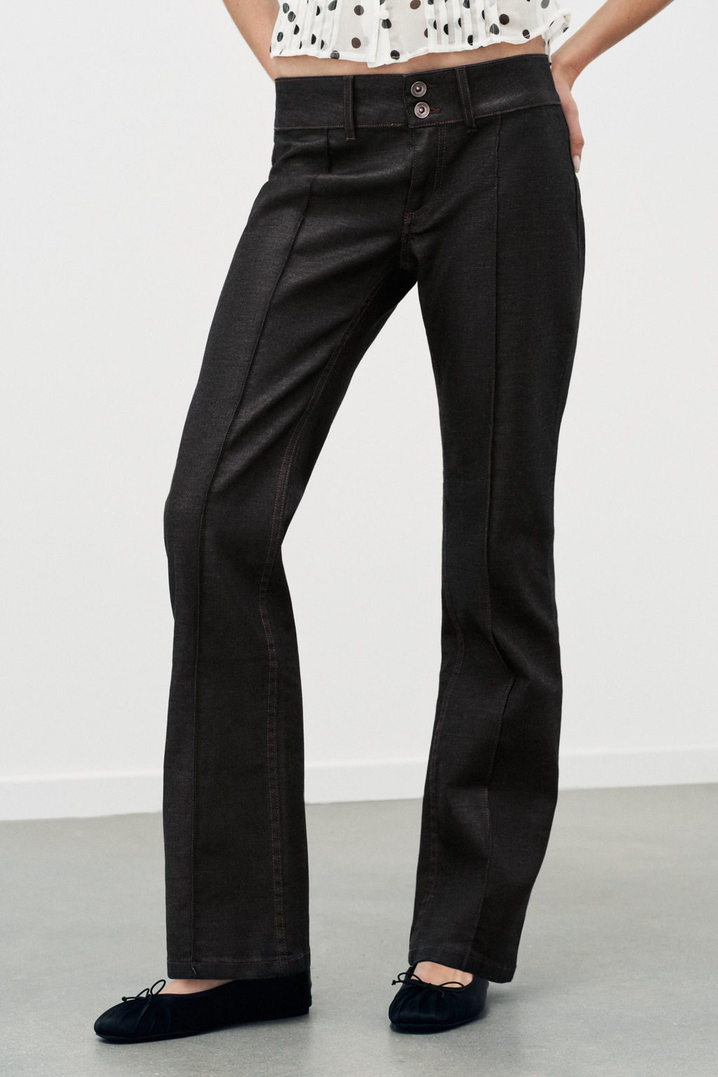 TRF WAXED LOW-RISE JEANS - Zara фото 3