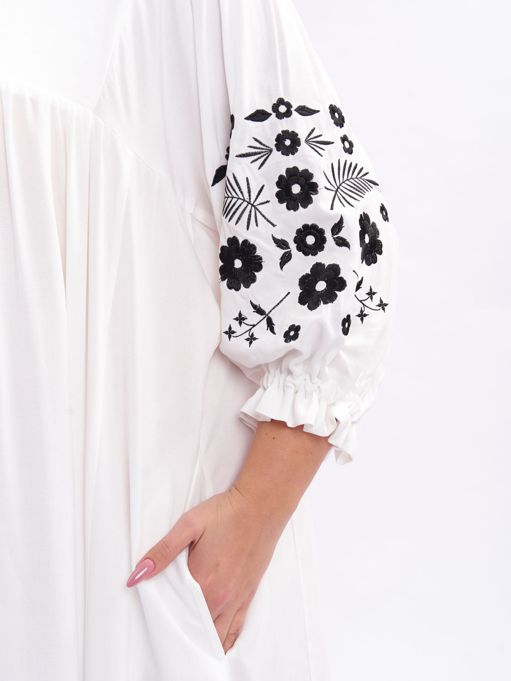 Платье А-силуэта с вышивкой PP29104WHT04 - Артесса фото 6