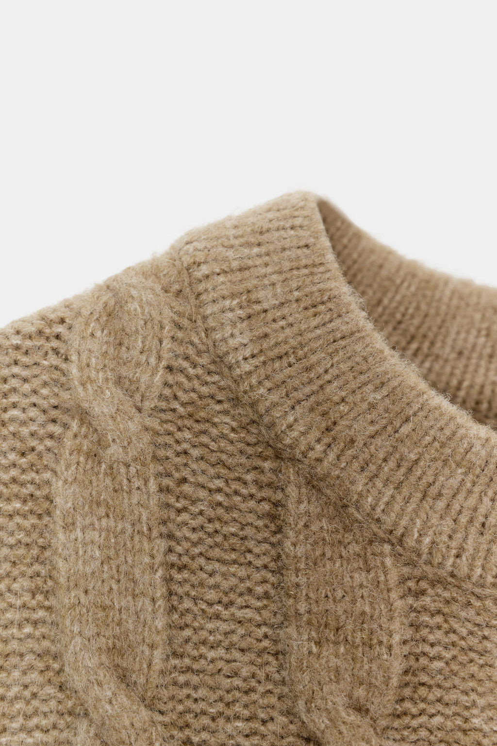 CABLE KNIT WAISTCOAT TOP - Zara фото 8