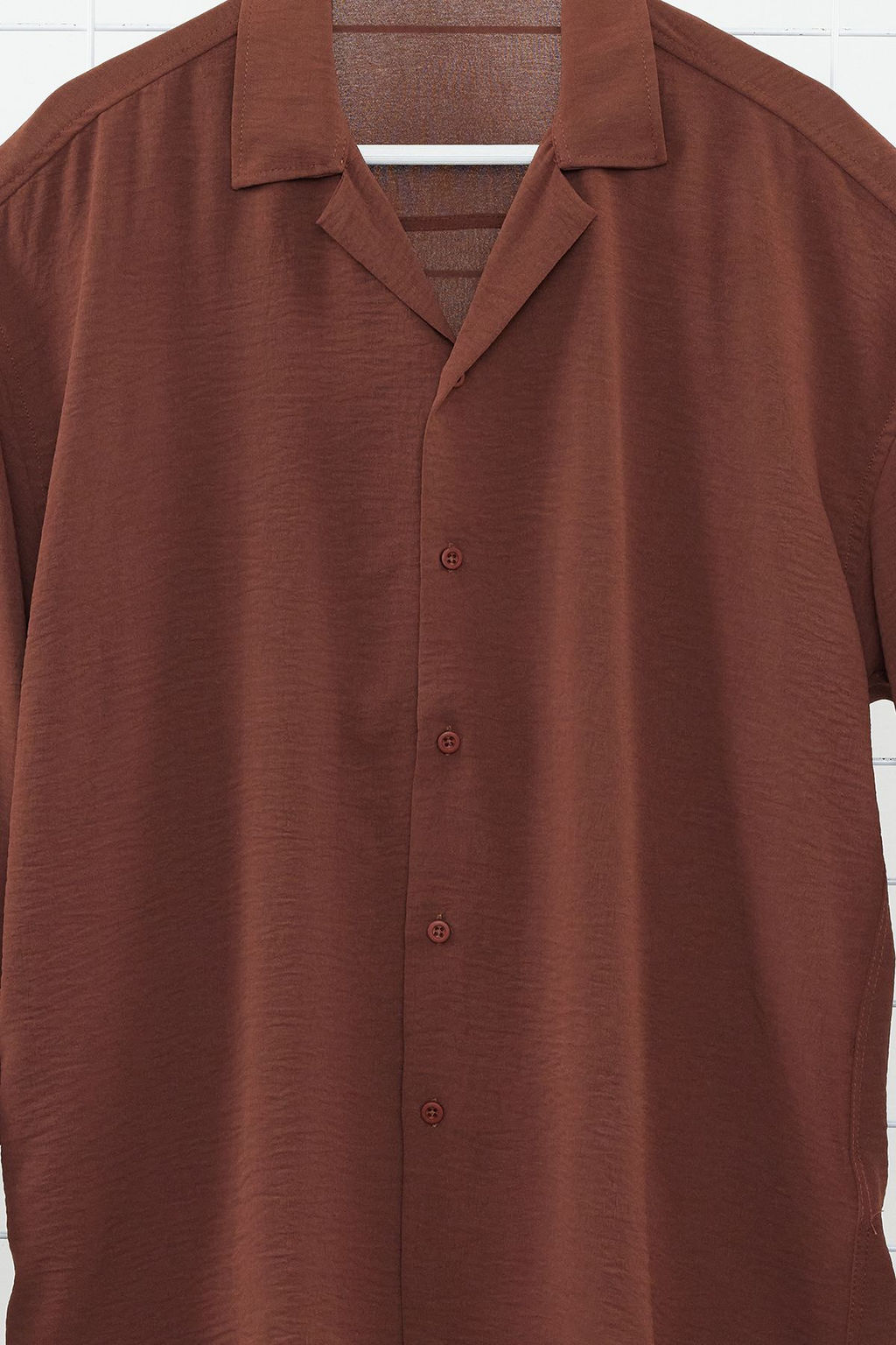 TRENDYOL MAN Beyaz Oversize Fit Apas Yaka Yazl?k Keten Gorunumlu Gomlek TMNSS23GO00053 - Trendyolmilla фото 42