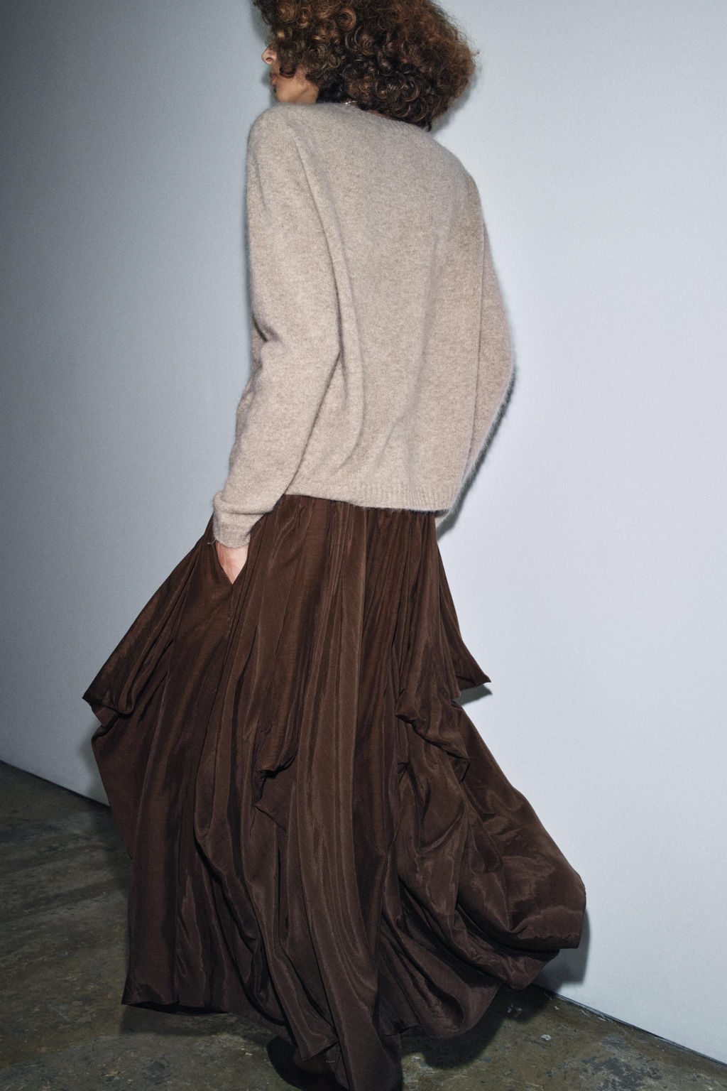 ZW COLLECTION VOLUMINOUS MIDI SKIRT - Zara фото 4