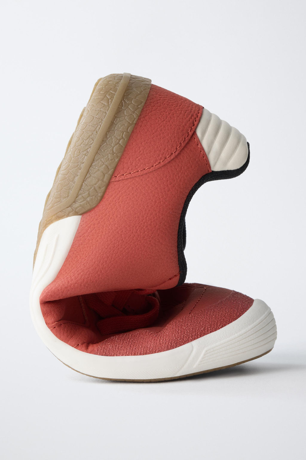 BAMBA F?TBOL / Rojo - Zara фото 3