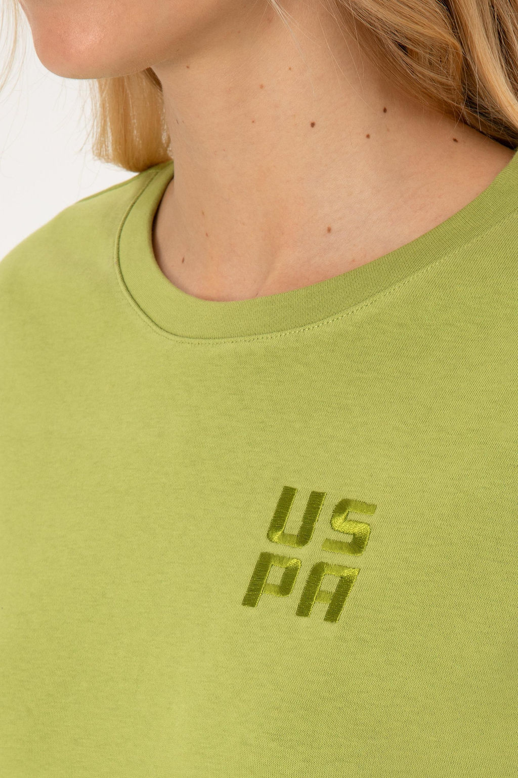 Kad_n F_st_k Ye_ili Bisiklet Yaka Basic Sweatsh_rt