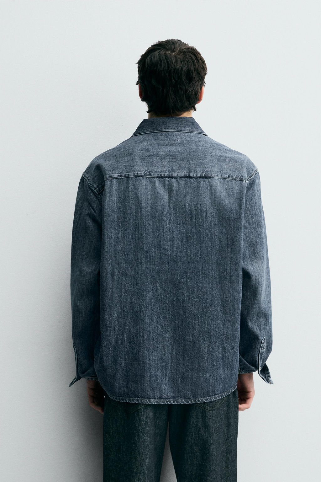 WASHED DENIM OVERSHIRT - Zara фото 3