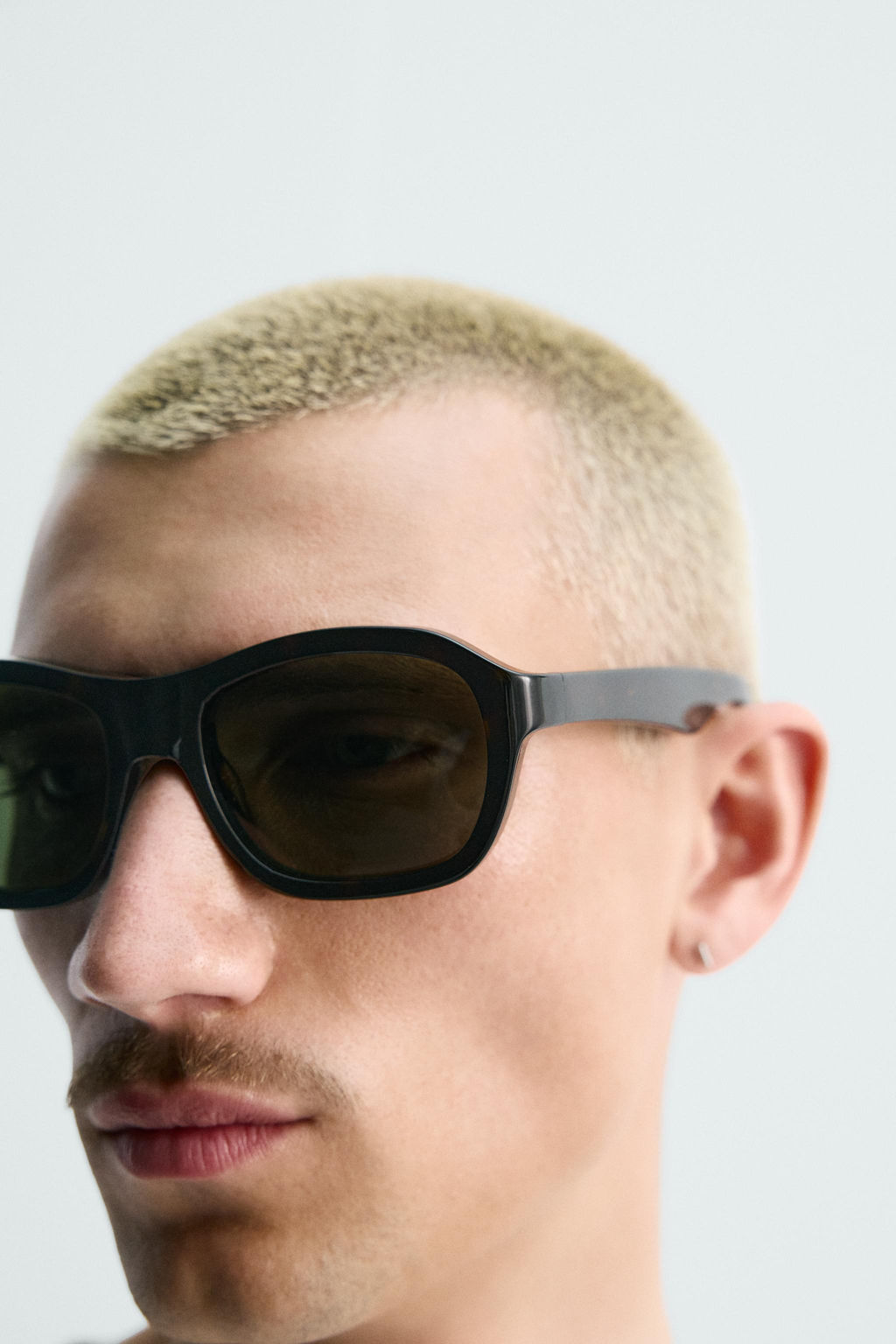 GAFAS DE SOL OVALADAS / Marr?n claro - Zara фото 3