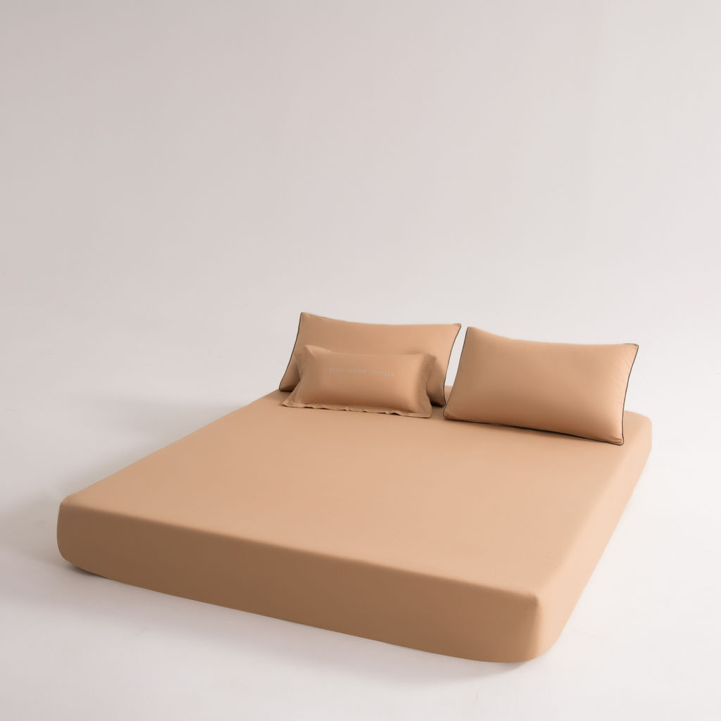 Комплект постельного белья Однотонный Сатин Элитный на резинке OCER015 180*200*30;160*200*30;140*200*30 Евро 4 Наволочки