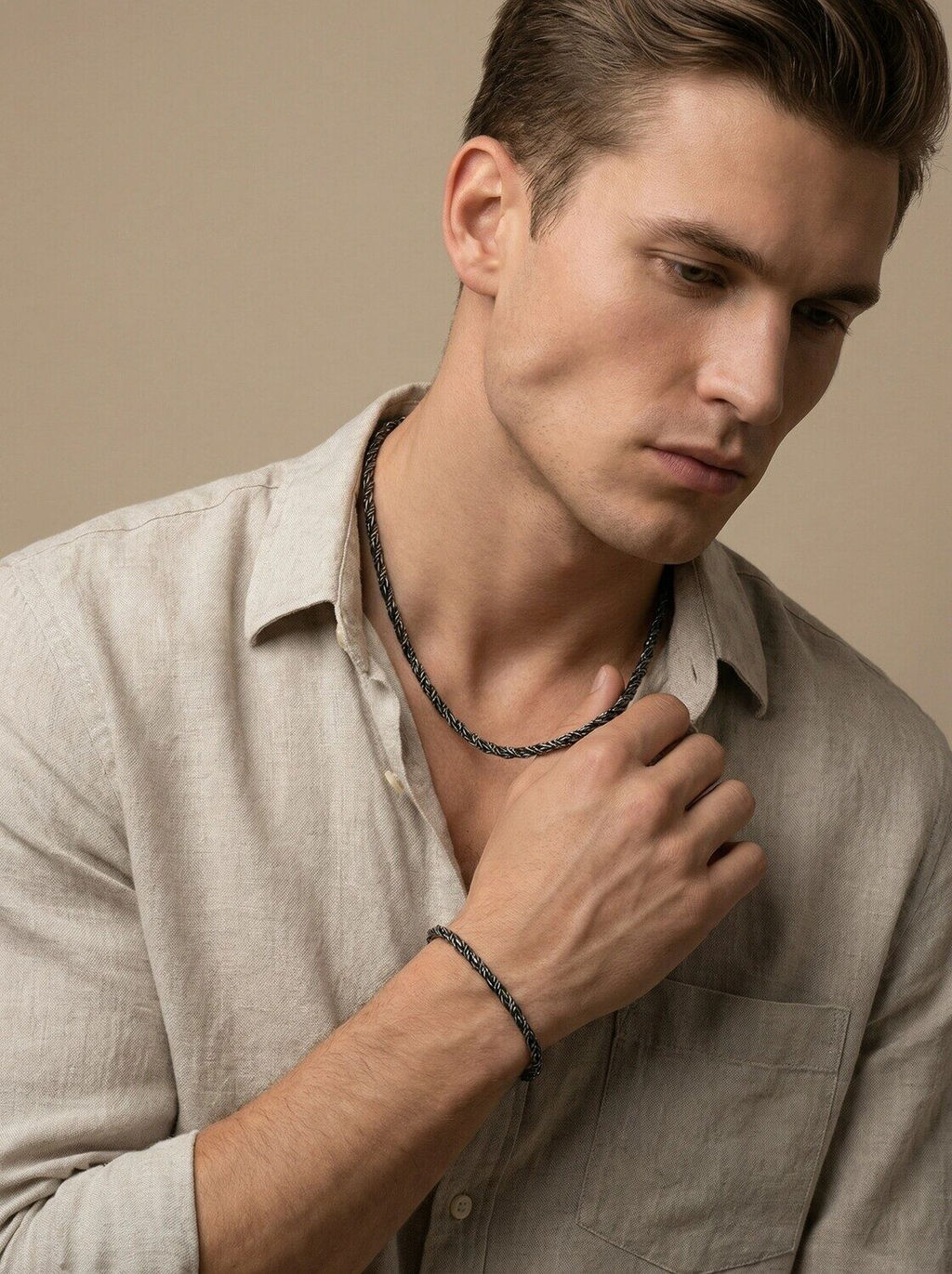 Браслет из стали