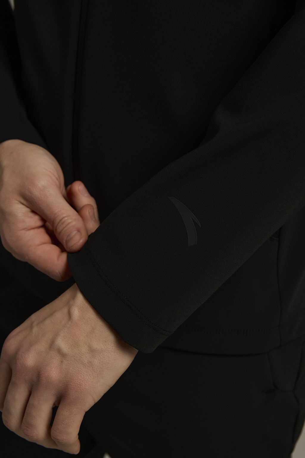 Олимпийка Черный - Anta фото 6