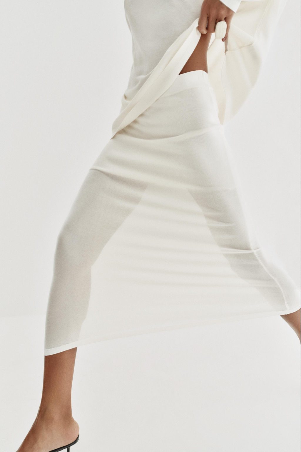 FALDA MIDI PUNTO FINO / Blanco - Zara фото 2