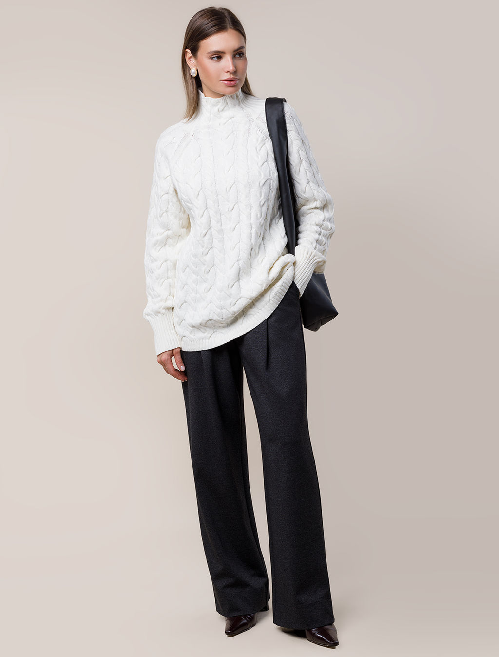 Удлиненный свитер фактурной вязки с узором косы - Vilatte фото 5