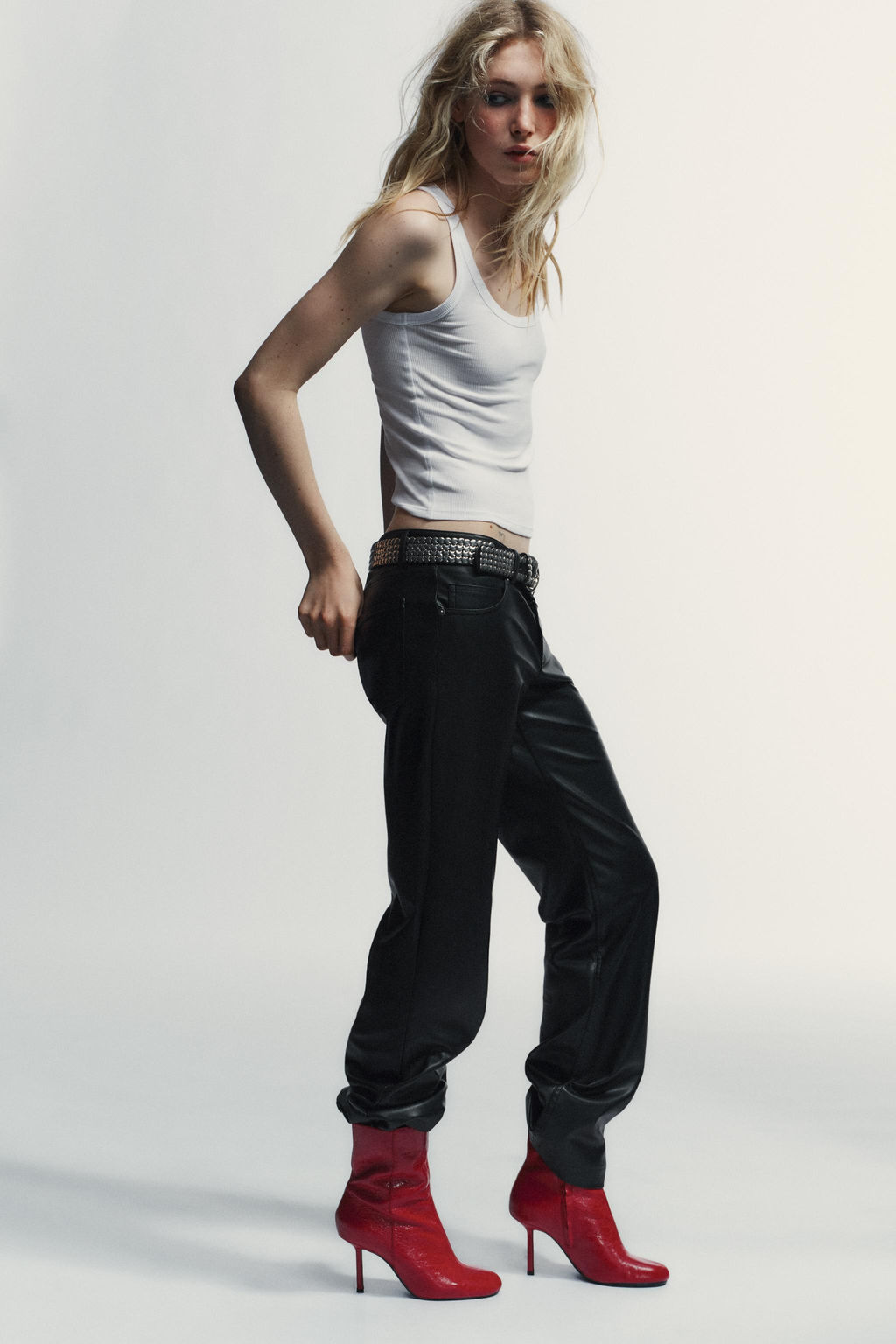 LEATHER HEELED ANKLE BOOTS - Zara фото 2