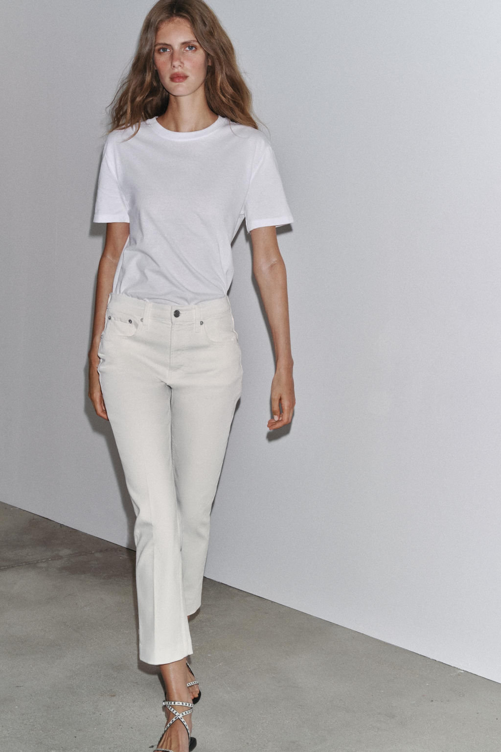 BASIC COTTON T-SHIRT - Zara фото 30